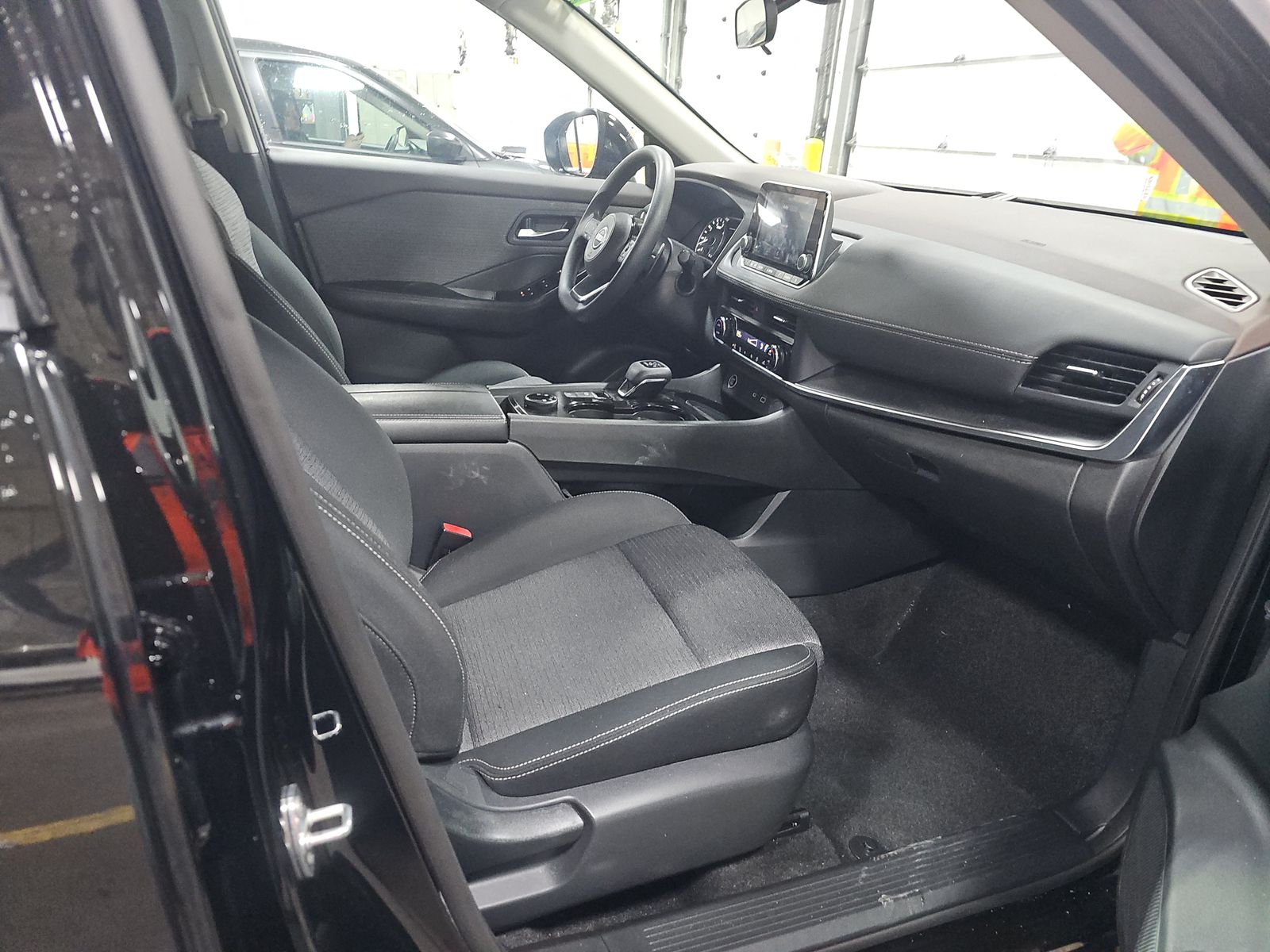 2023 Nissan Rogue SV AWD