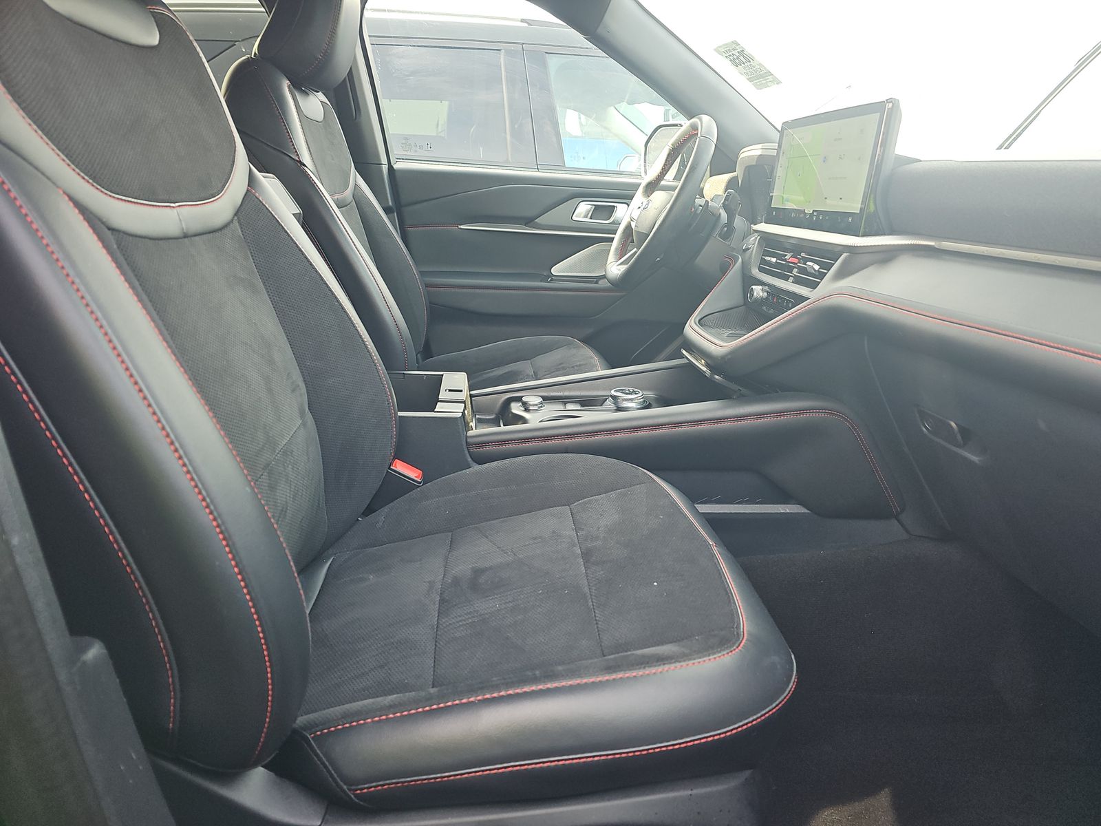 2025 Ford Explorer ST AWD