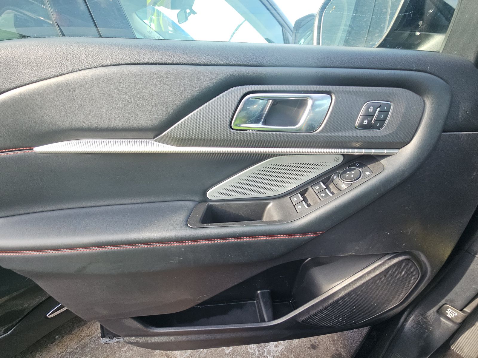 2025 Ford Explorer ST AWD