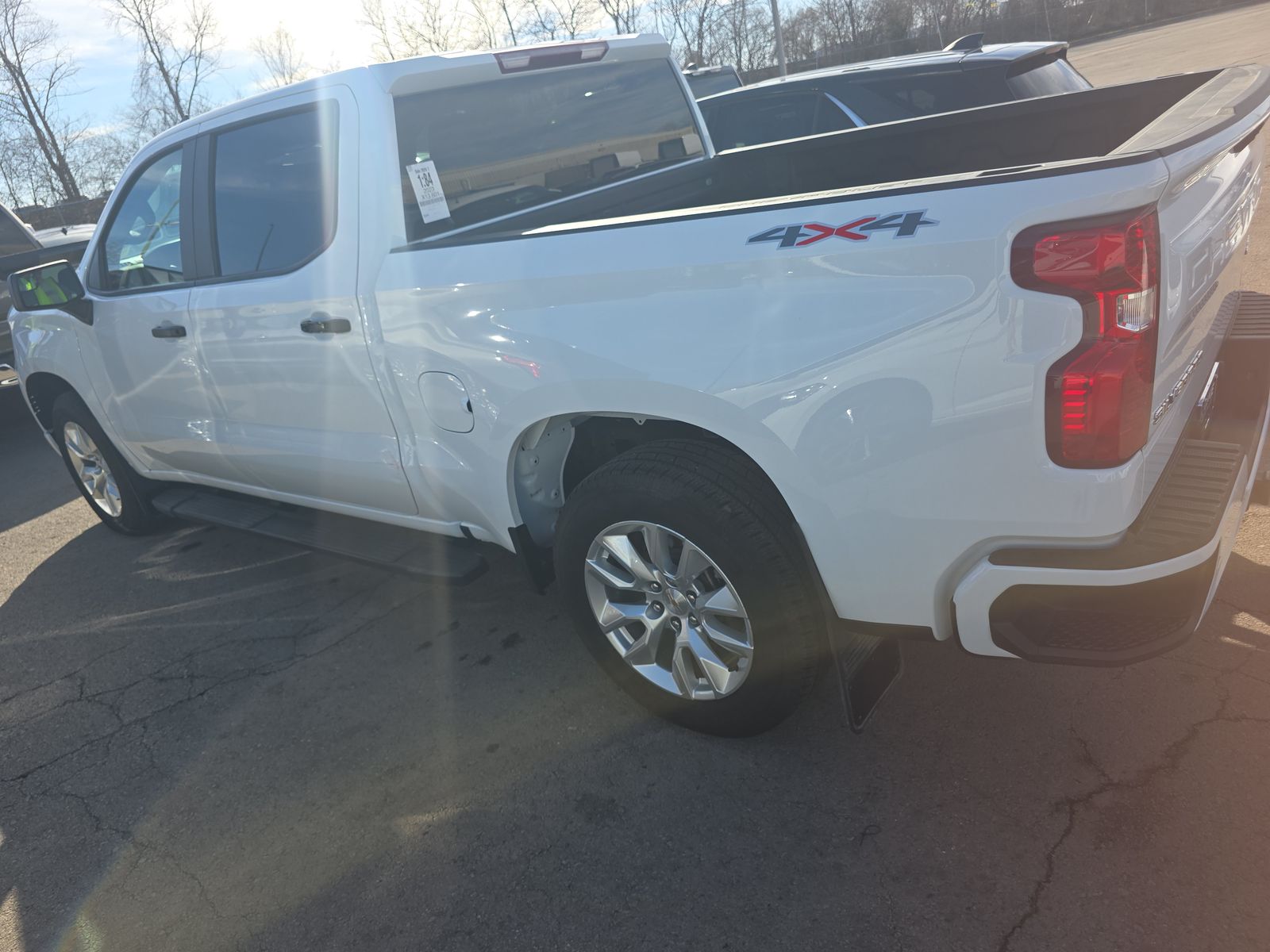 2023 Chevrolet Silverado 1500 Custom AWD