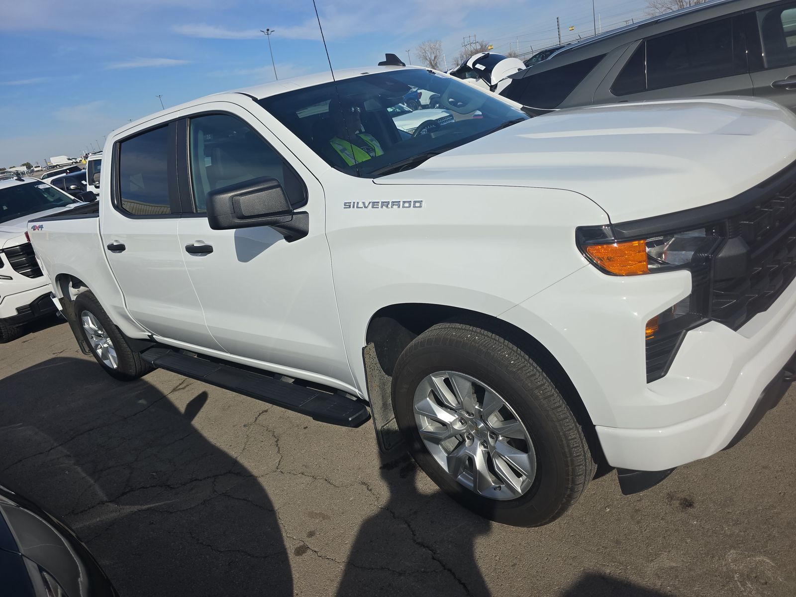 2023 Chevrolet Silverado 1500 Custom AWD