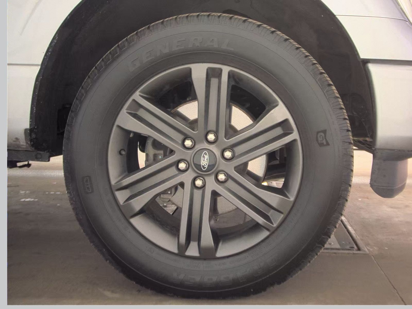 2022 Ford F-150 Lariat AWD