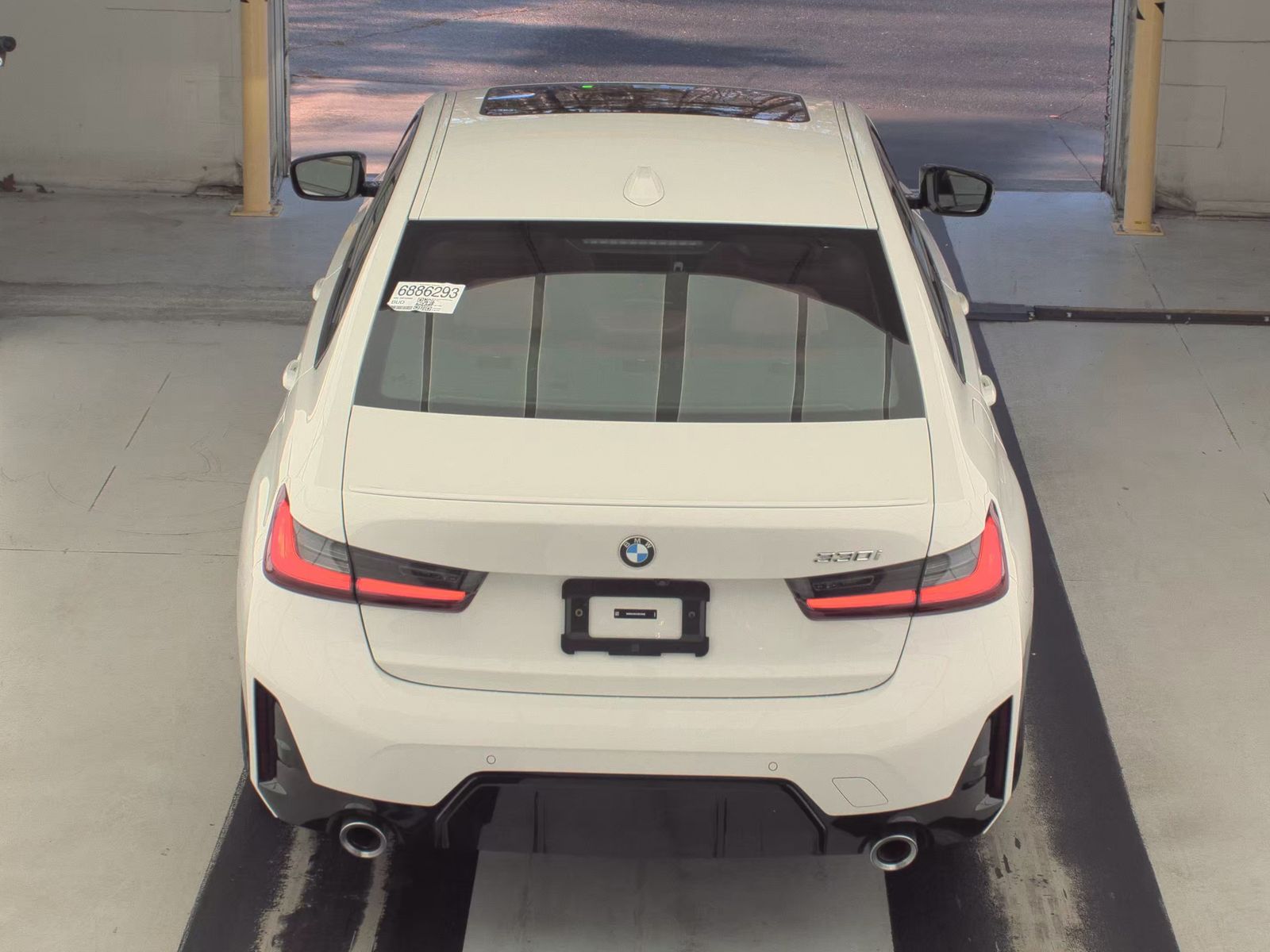 2025 BMW 3 Series 330i RWD