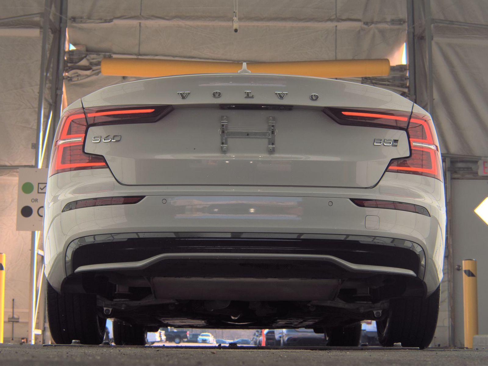 2023 Volvo S60 B5 Plus AWD