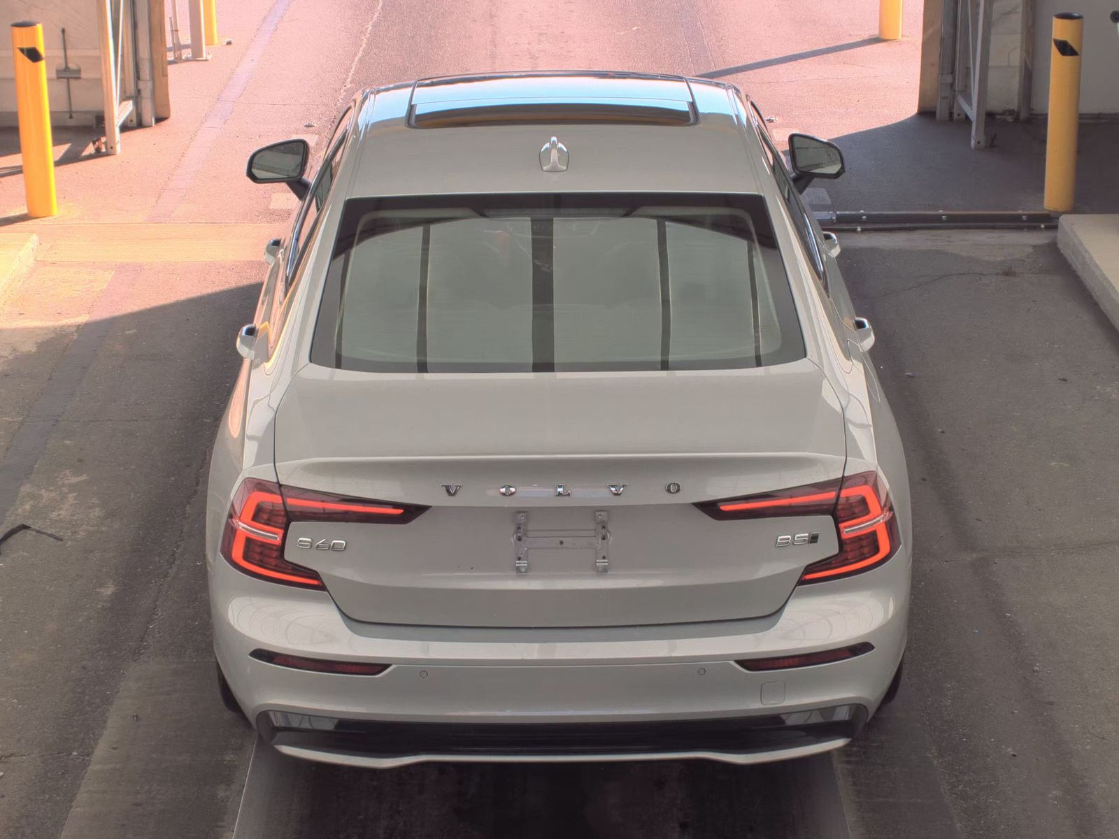 2023 Volvo S60 B5 Plus AWD