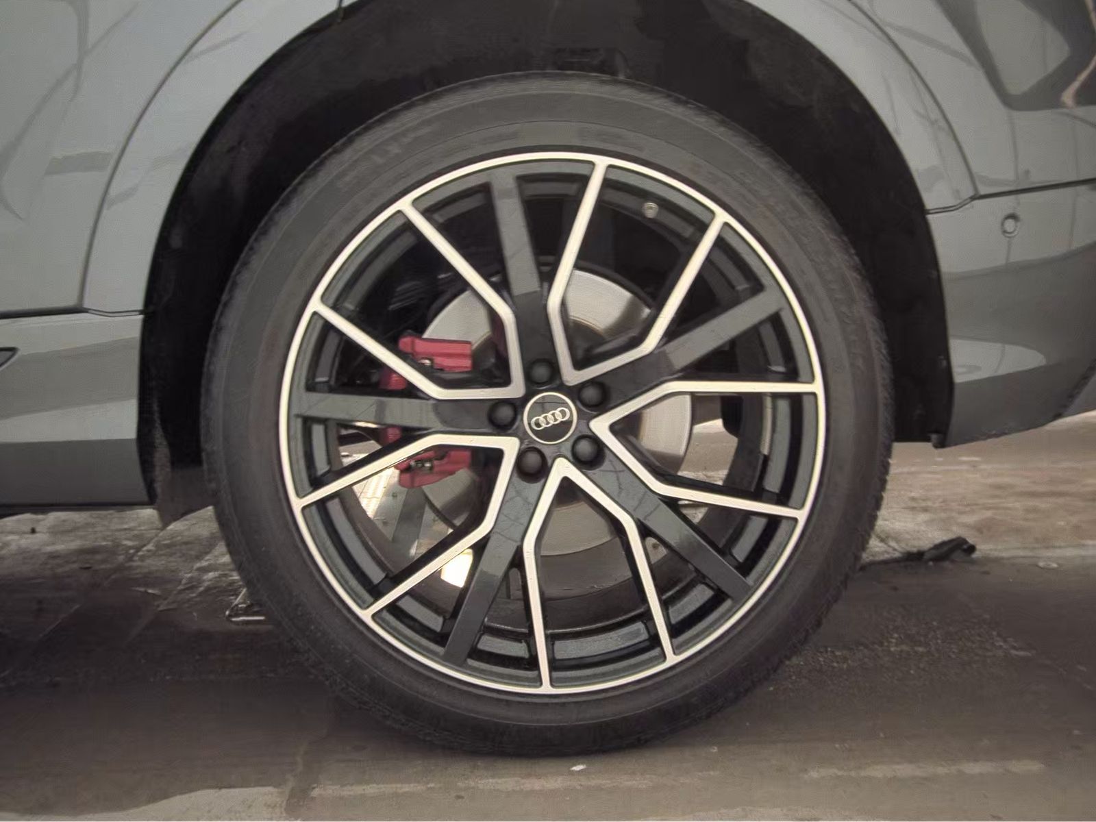 2023 Audi Q8 Premium Plus AWD