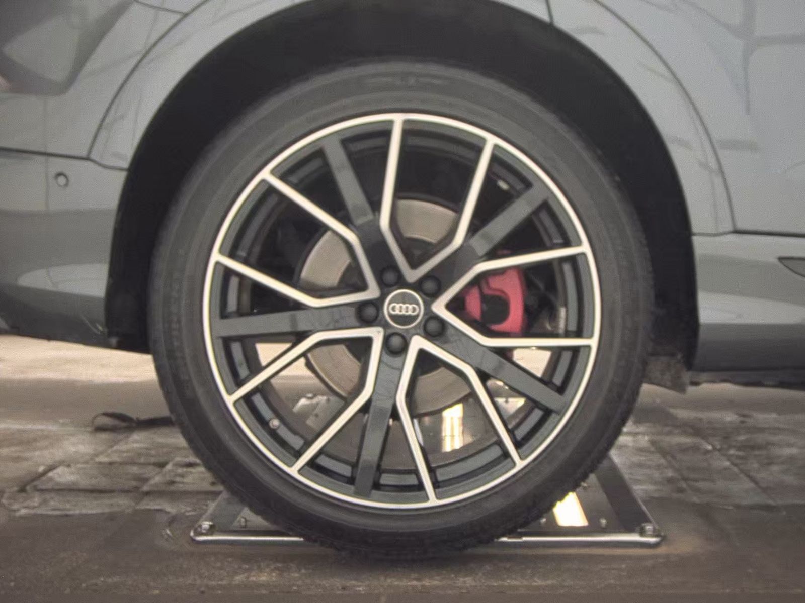 2023 Audi Q8 Premium Plus AWD