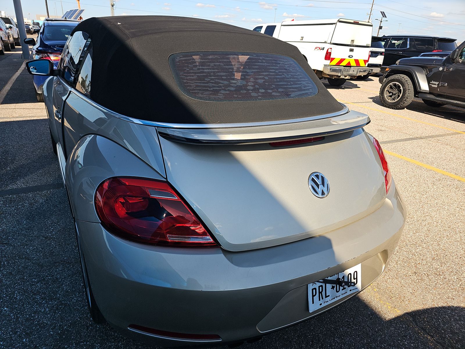 2015 Volkswagen Beetle 1.8T FWD