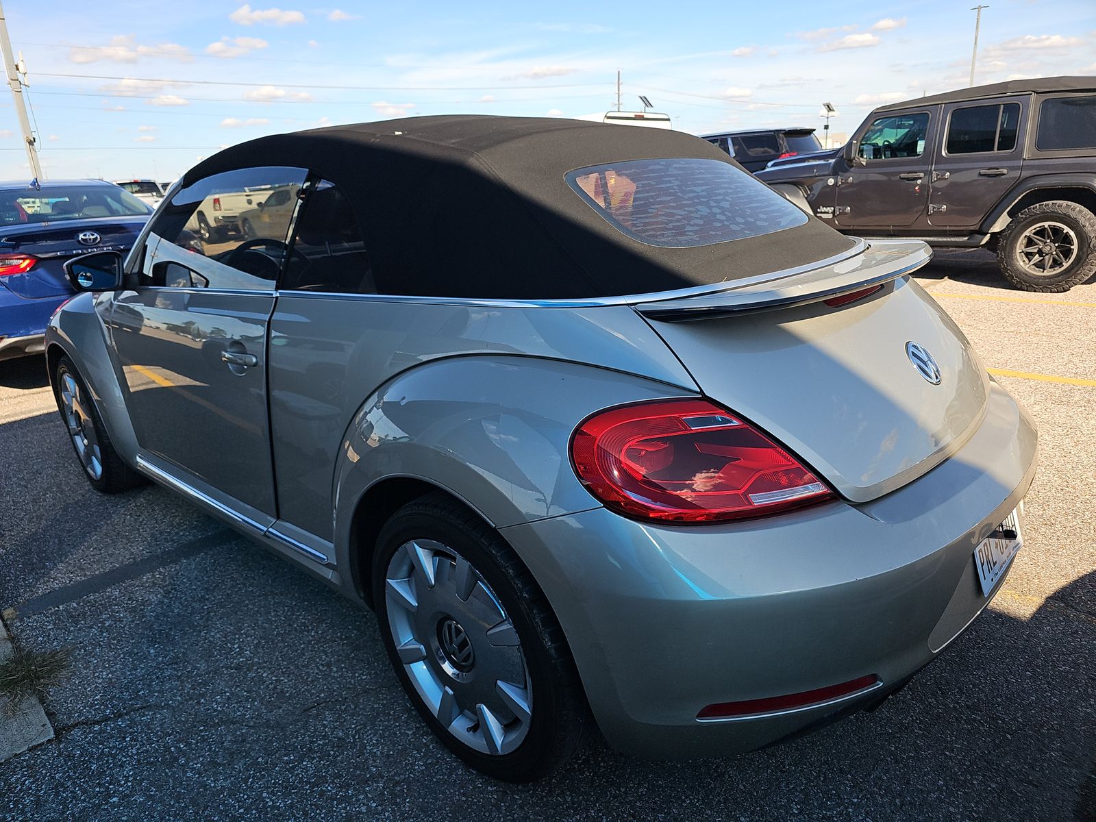2015 Volkswagen Beetle 1.8T FWD