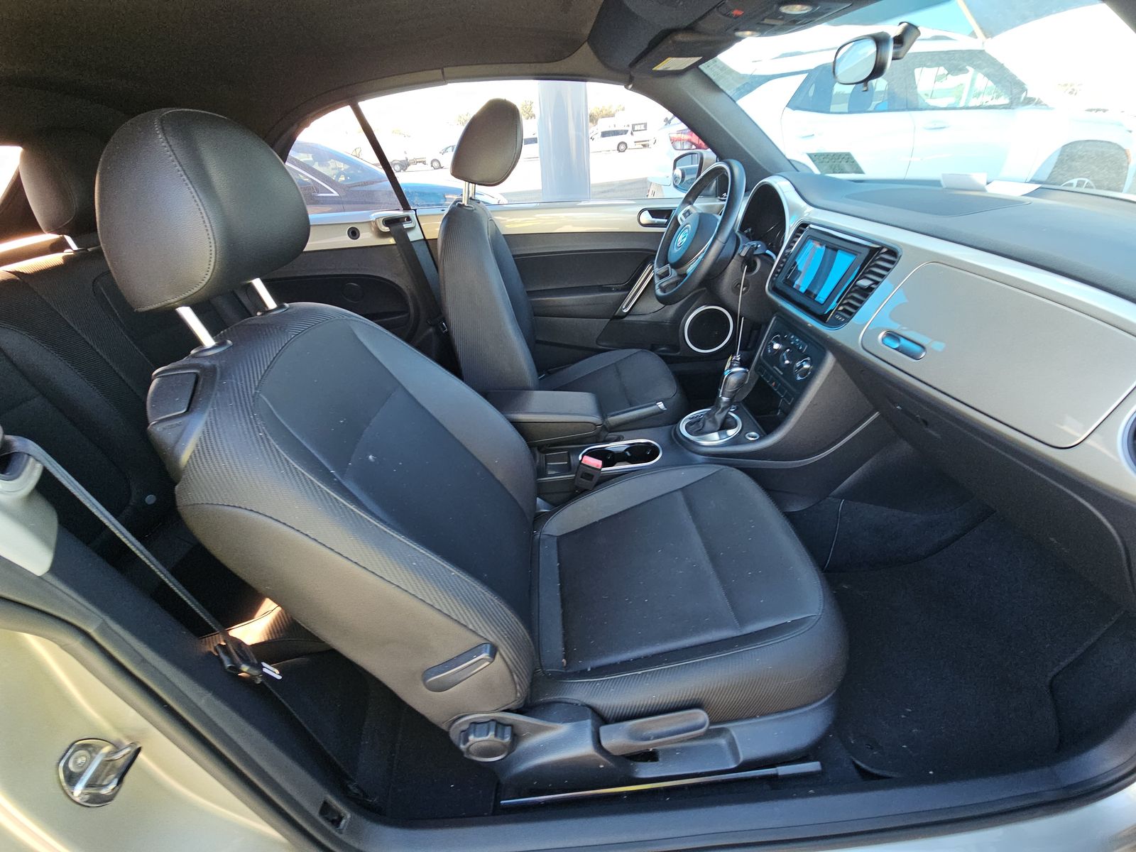 2015 Volkswagen Beetle 1.8T FWD