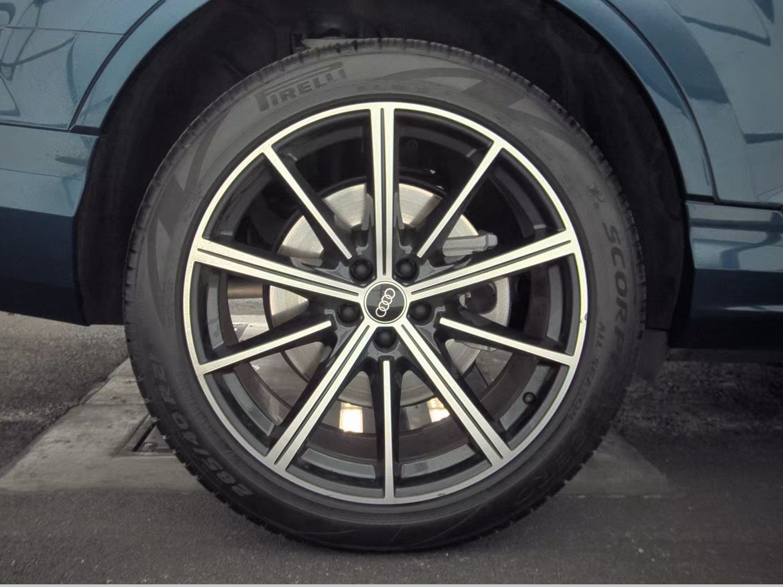 2022 Audi Q7 Premium Plus AWD