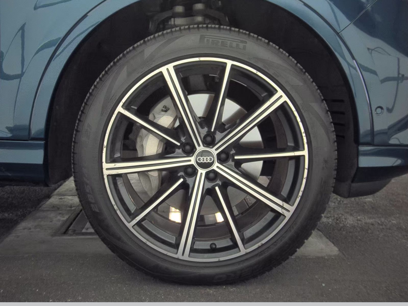 2022 Audi Q7 Premium Plus AWD