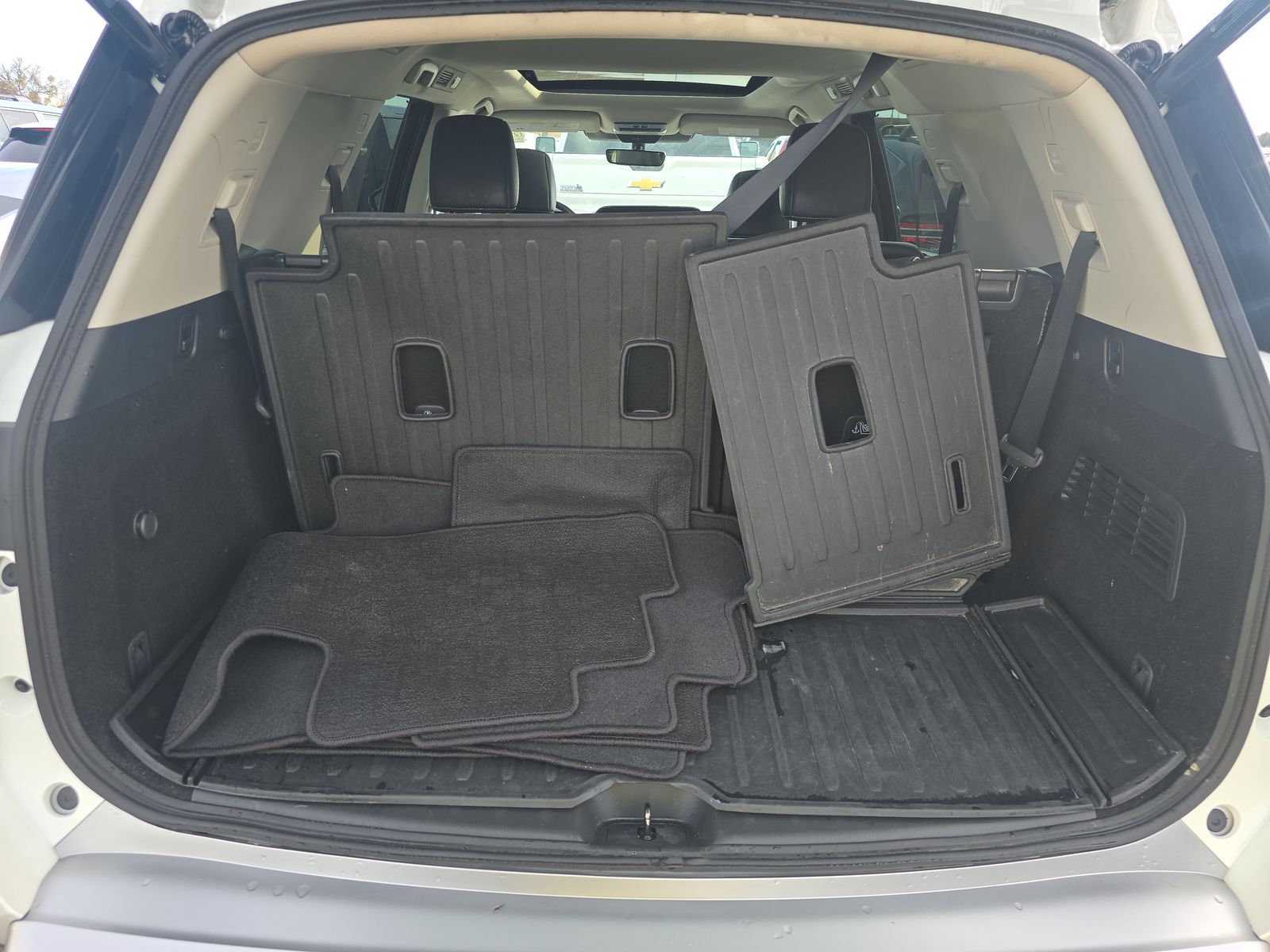 2024 Nissan Pathfinder Platinum FWD