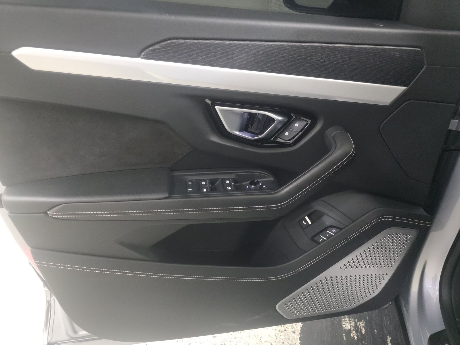 2019 Lamborghini Urus Base AWD