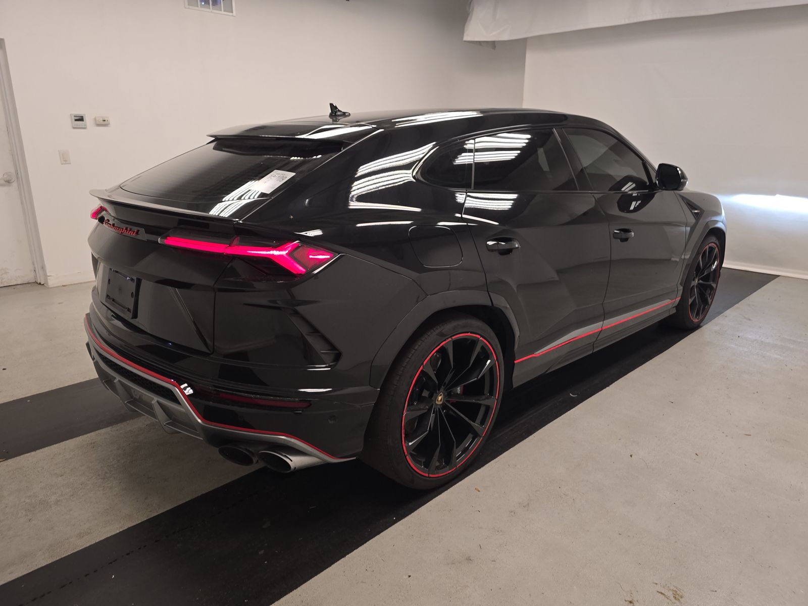 2021 Lamborghini Urus Base AWD