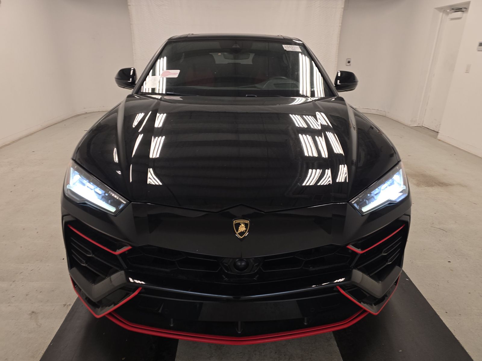 2021 Lamborghini Urus Base AWD