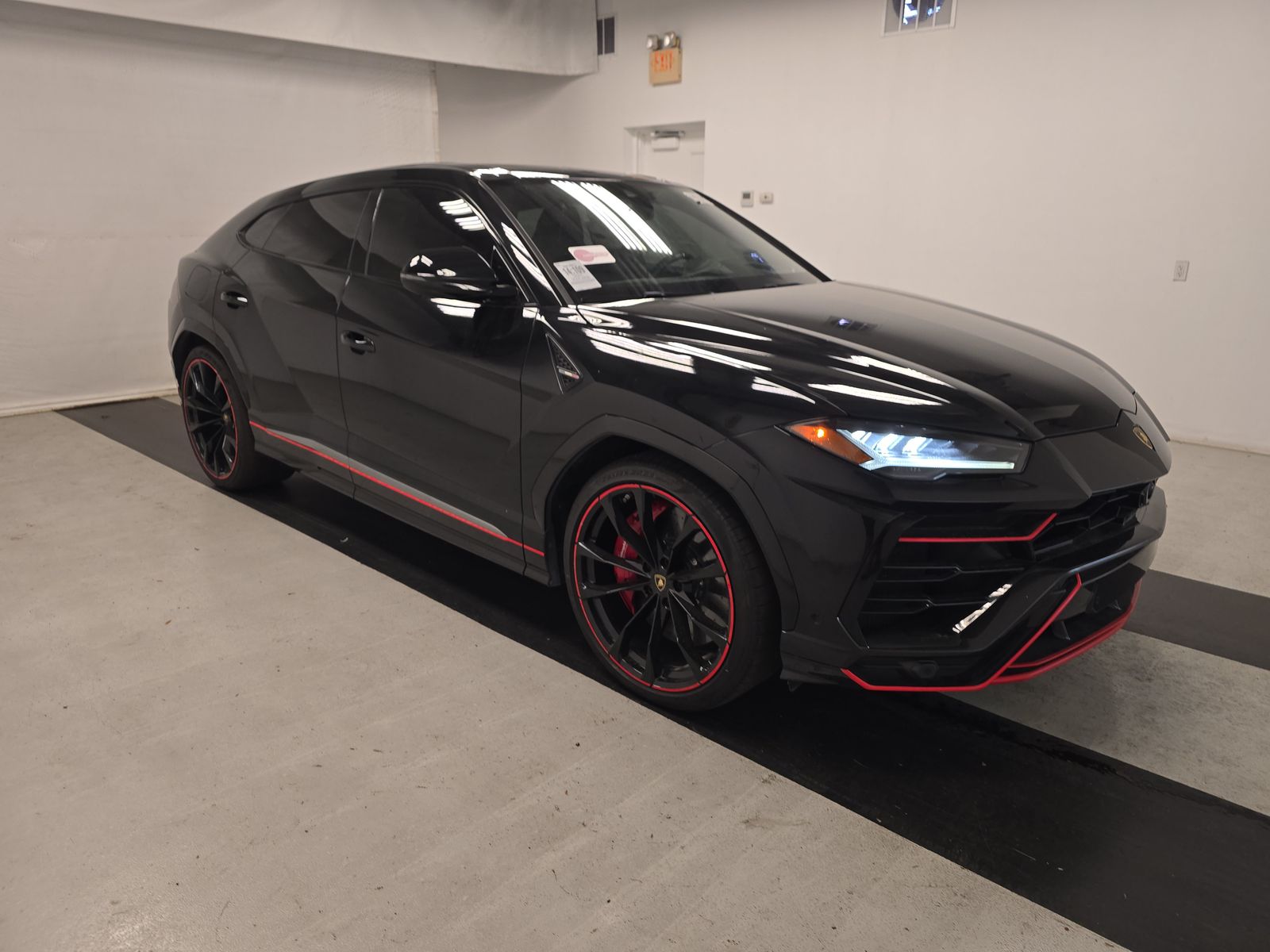 2021 Lamborghini Urus Base AWD