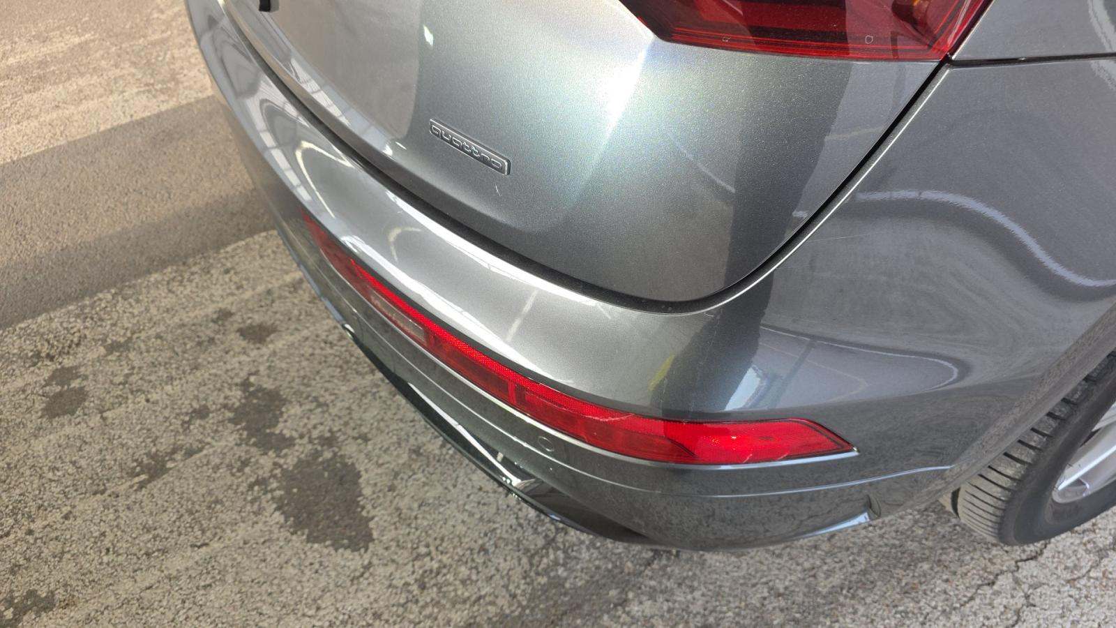 2022 Audi Q5 e Plug-In Hybrid S line Premium Plus AWD