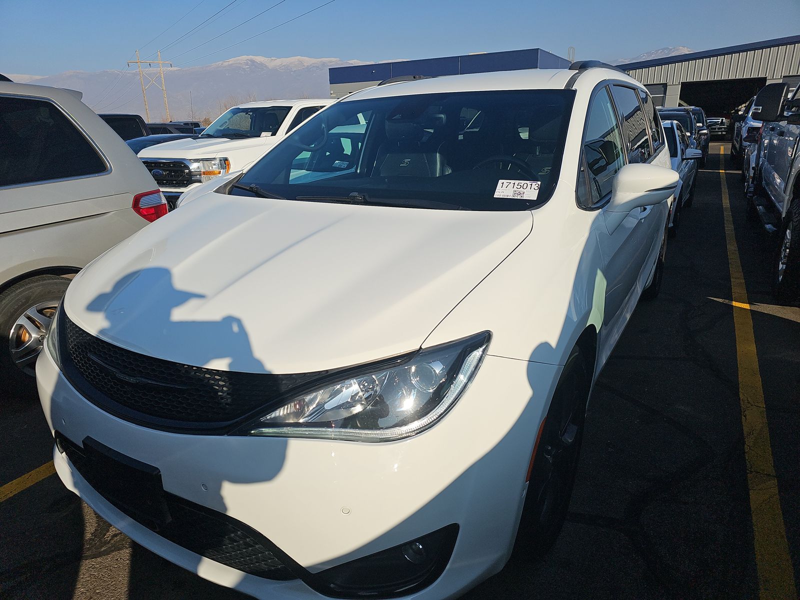 2018 Chrysler Pacifica Limited FWD