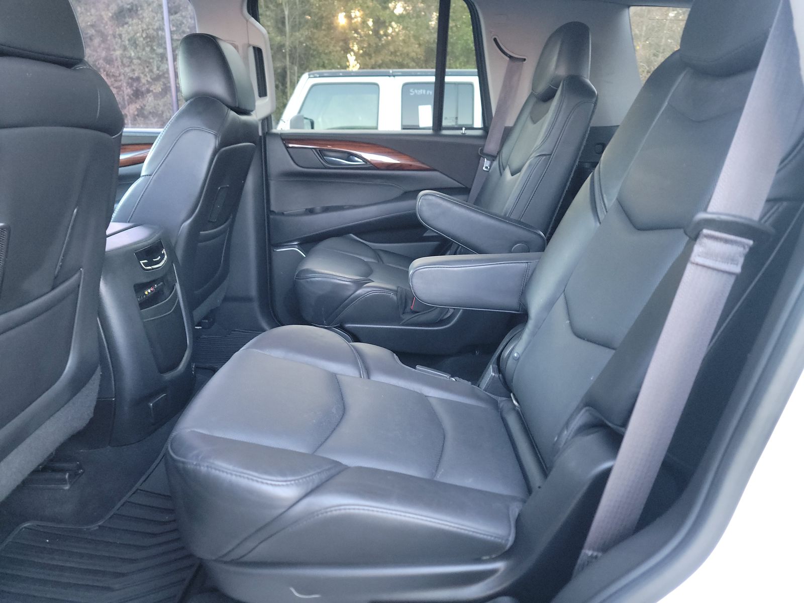 2015 Cadillac Escalade Luxury AWD