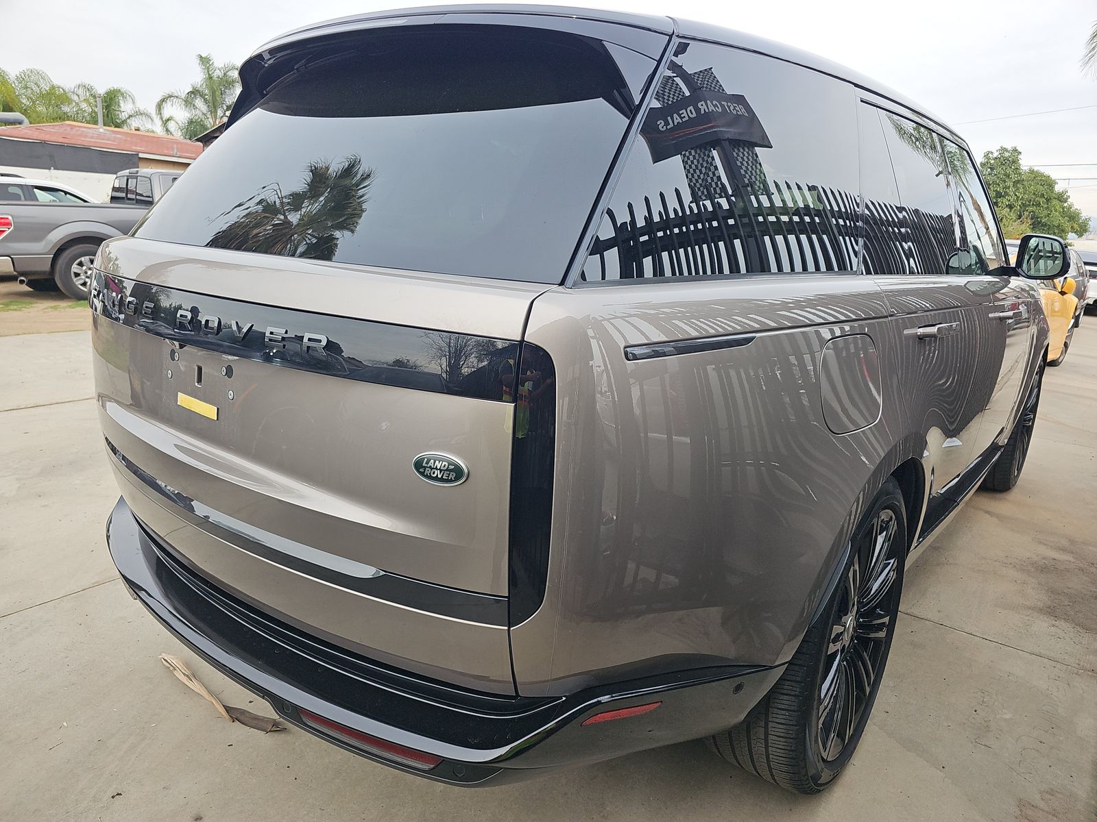 2023 Land Rover Range Rover SE AWD