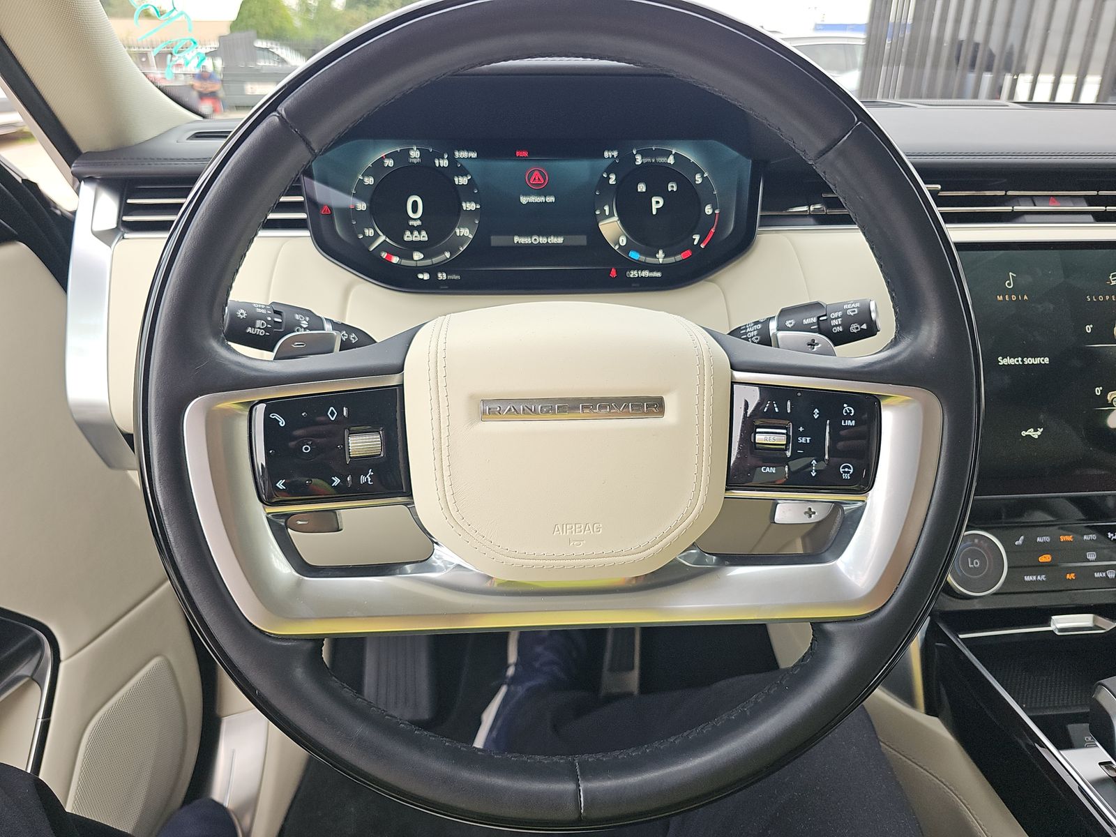 2023 Land Rover Range Rover SE AWD