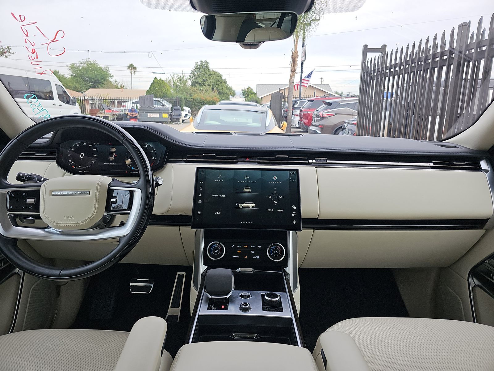 2023 Land Rover Range Rover SE AWD