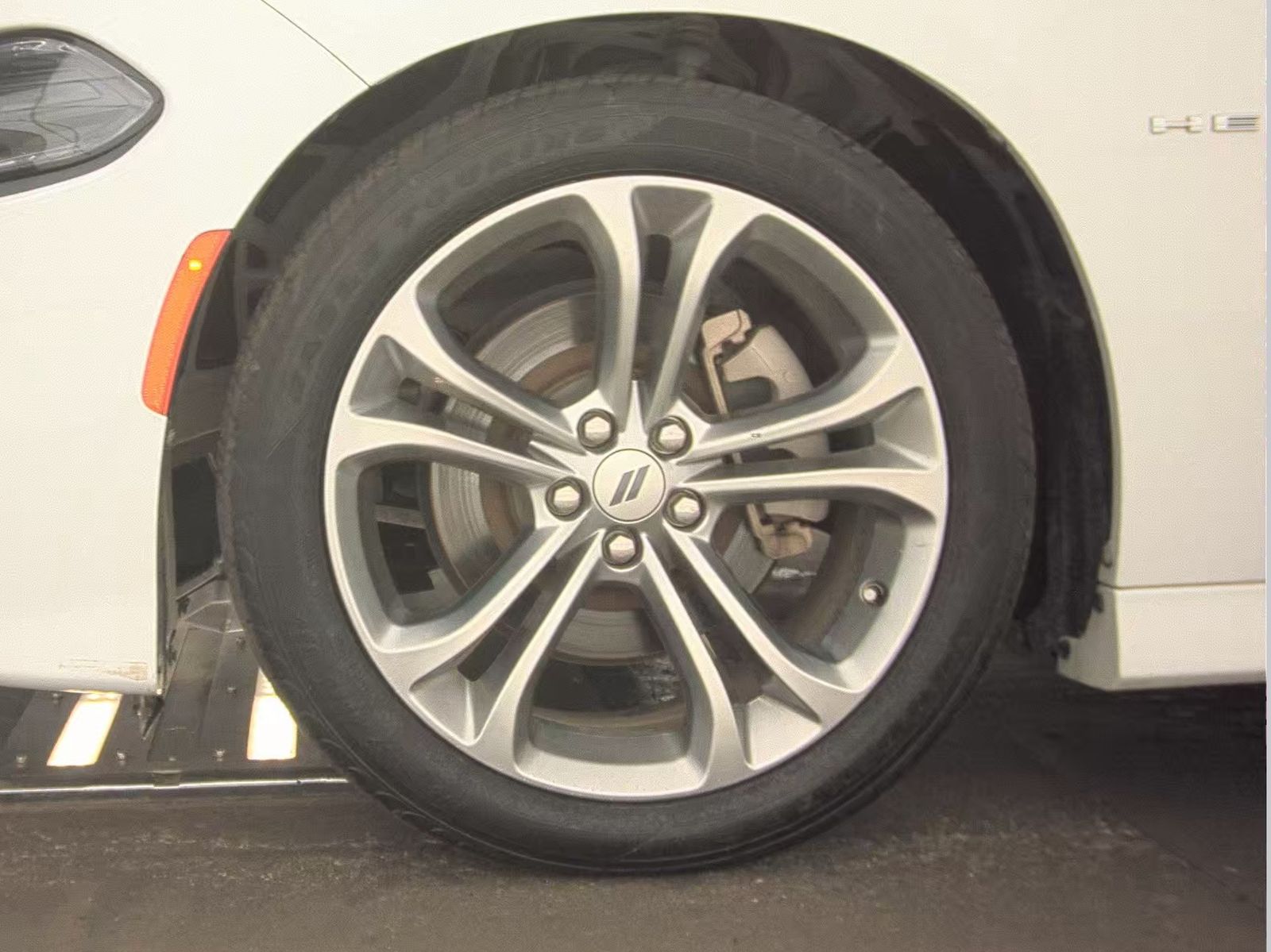 DODGE CHALLENGER - 10