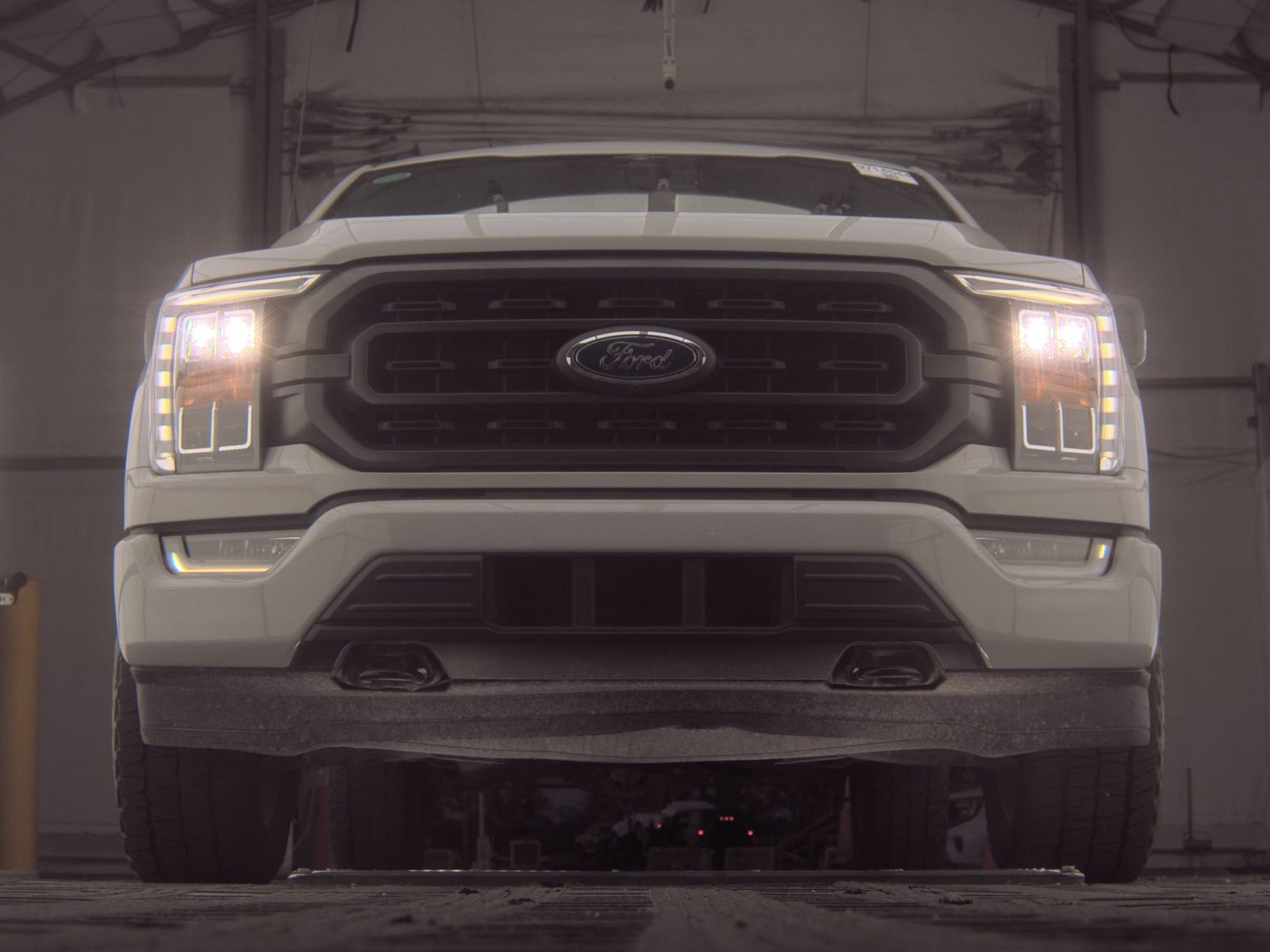 2023 Ford F-150 Hybrid XLT AWD
