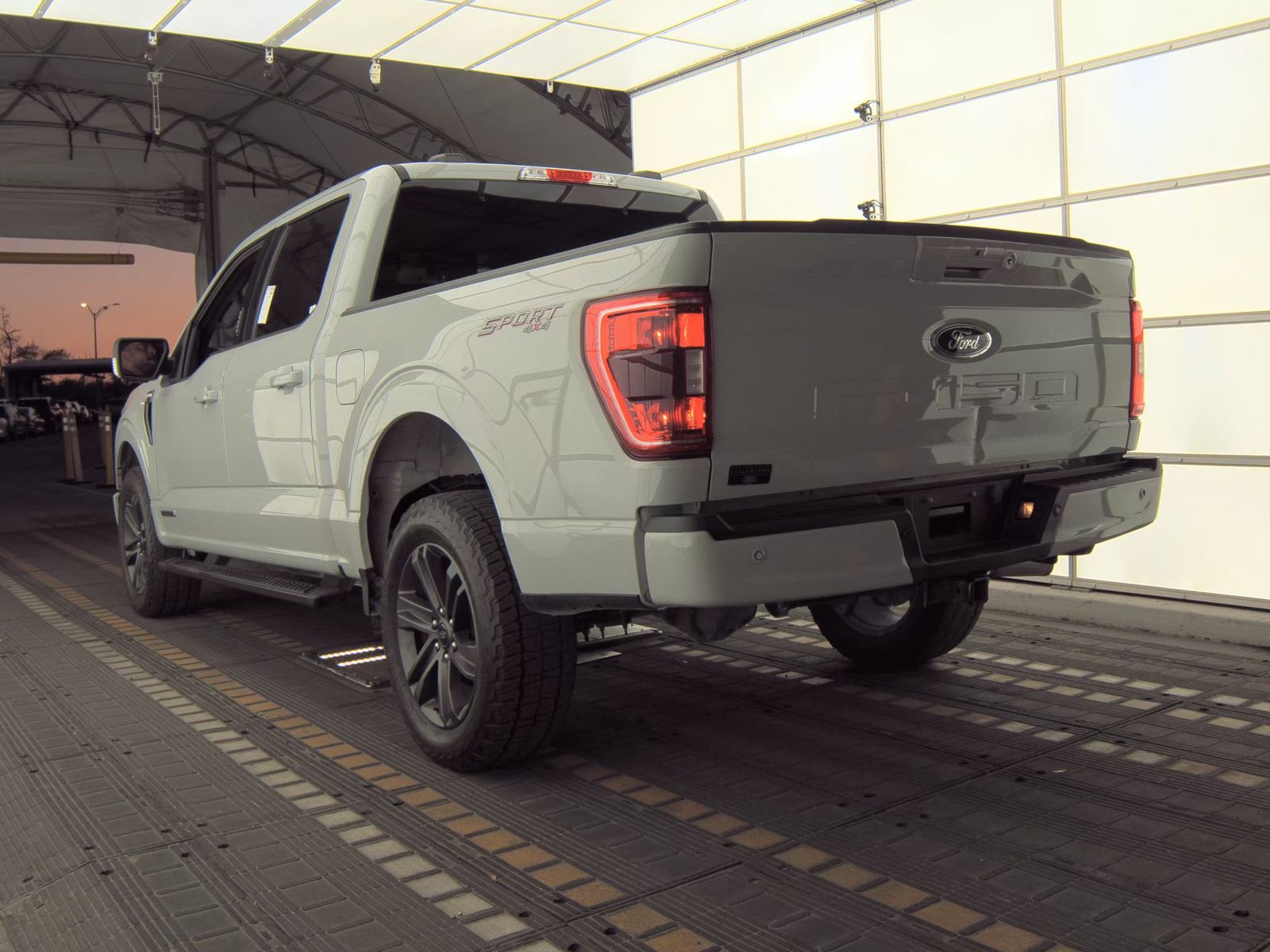2023 Ford F-150 Hybrid XLT AWD