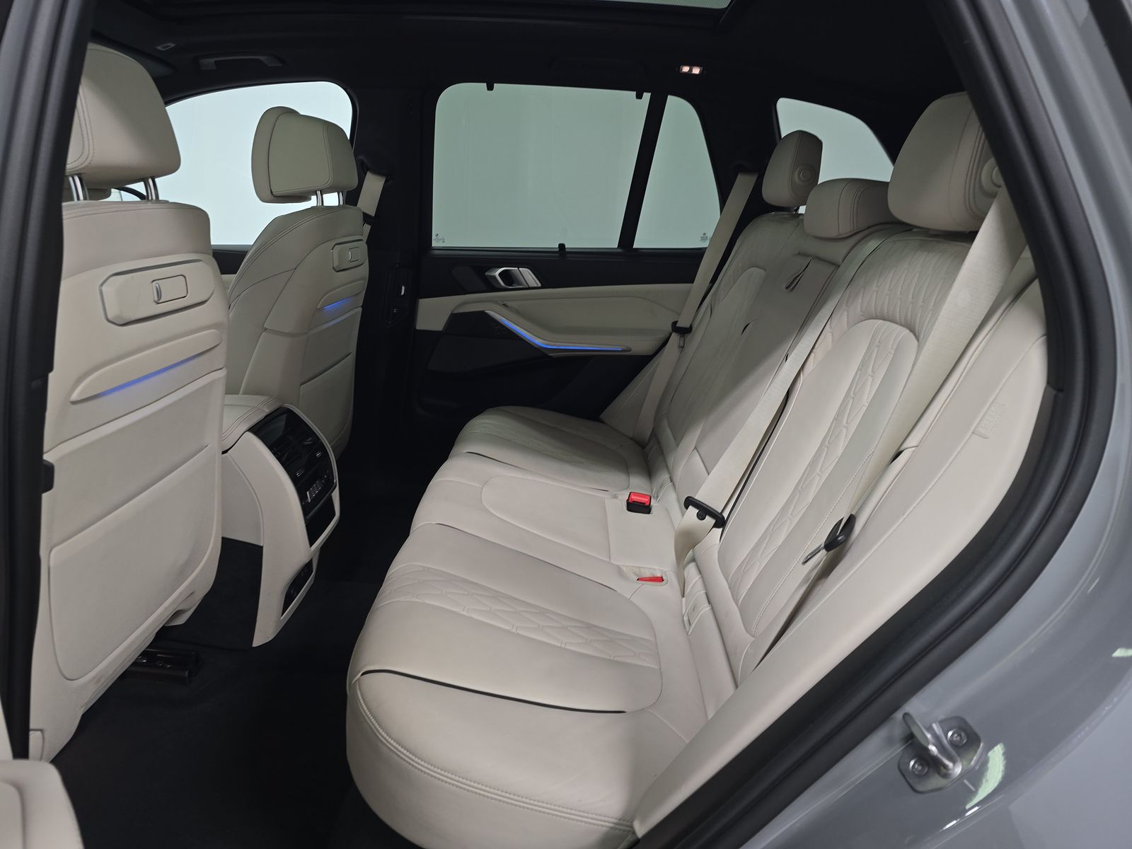 2024 BMW X5 M60i xDrive AWD