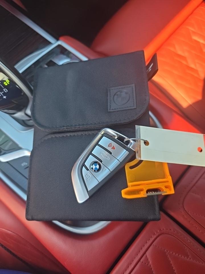 2021 BMW 7 Series 750i xDrive AWD