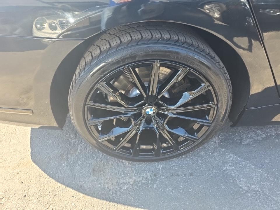 2021 BMW 7 Series 750i xDrive AWD