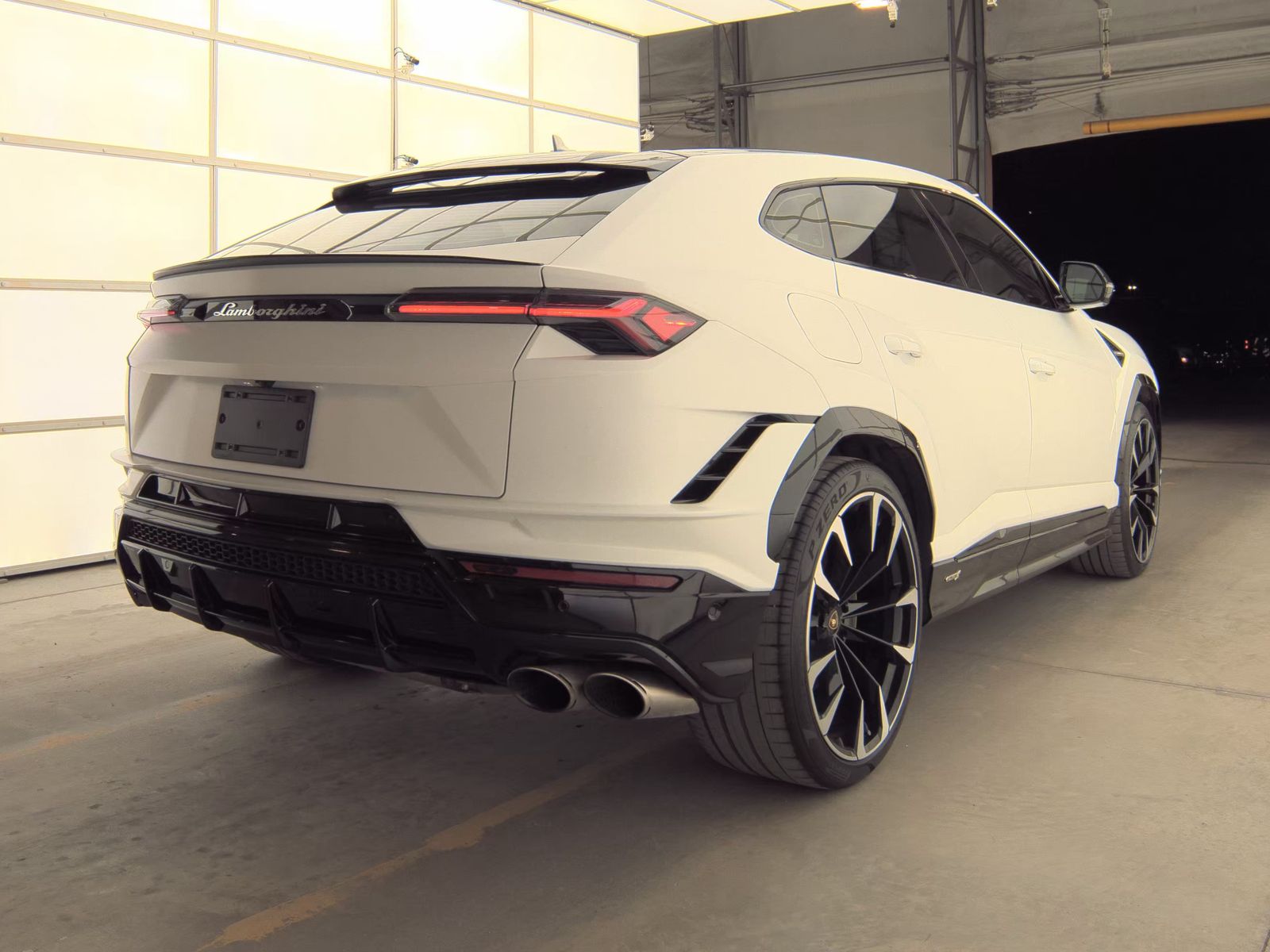 2023 Lamborghini Urus S AWD