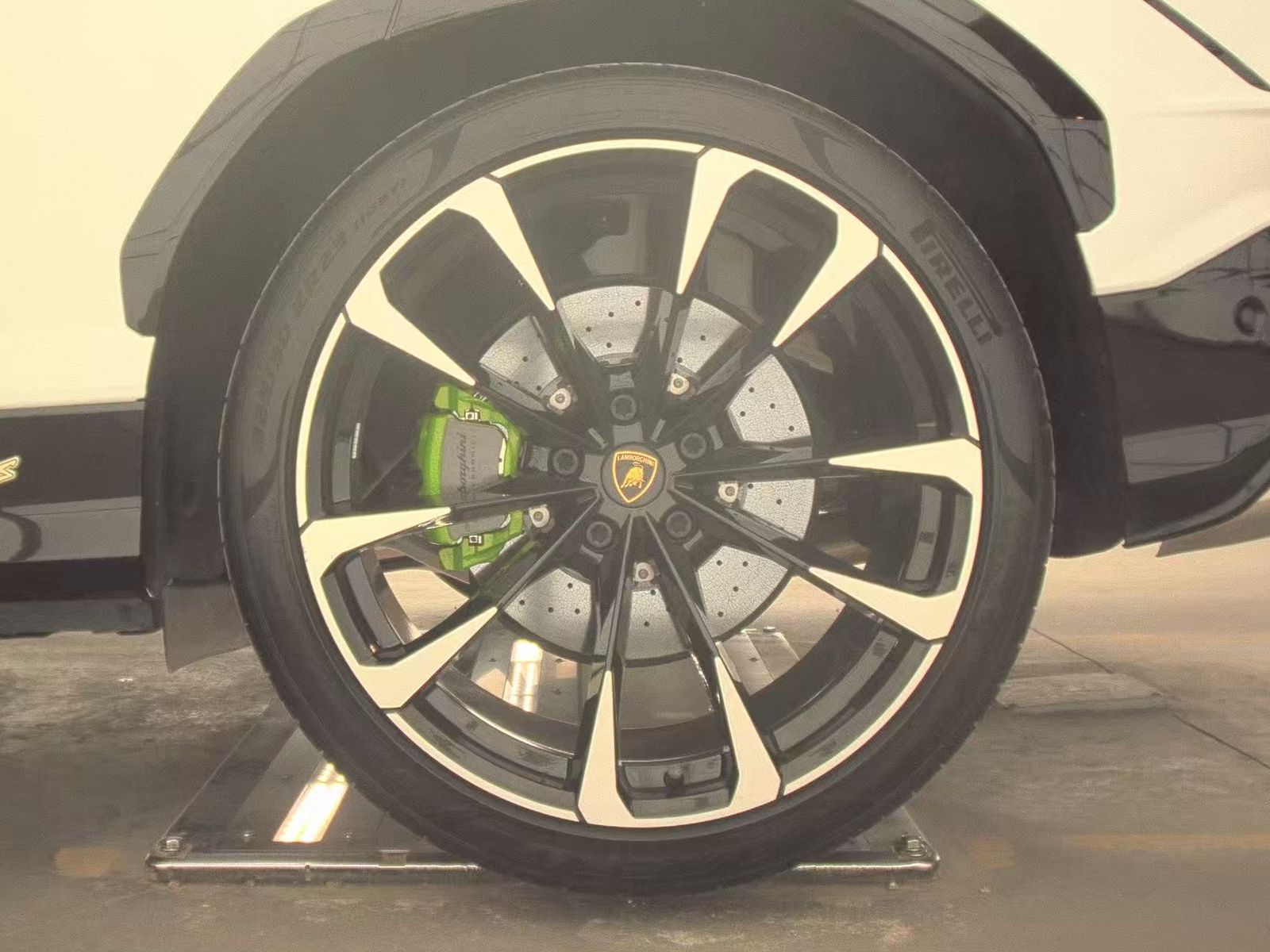 2023 Lamborghini Urus S AWD