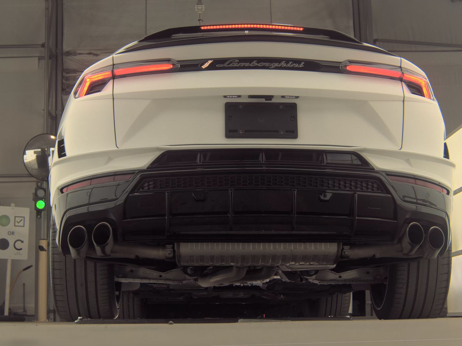 2023 Lamborghini Urus S AWD