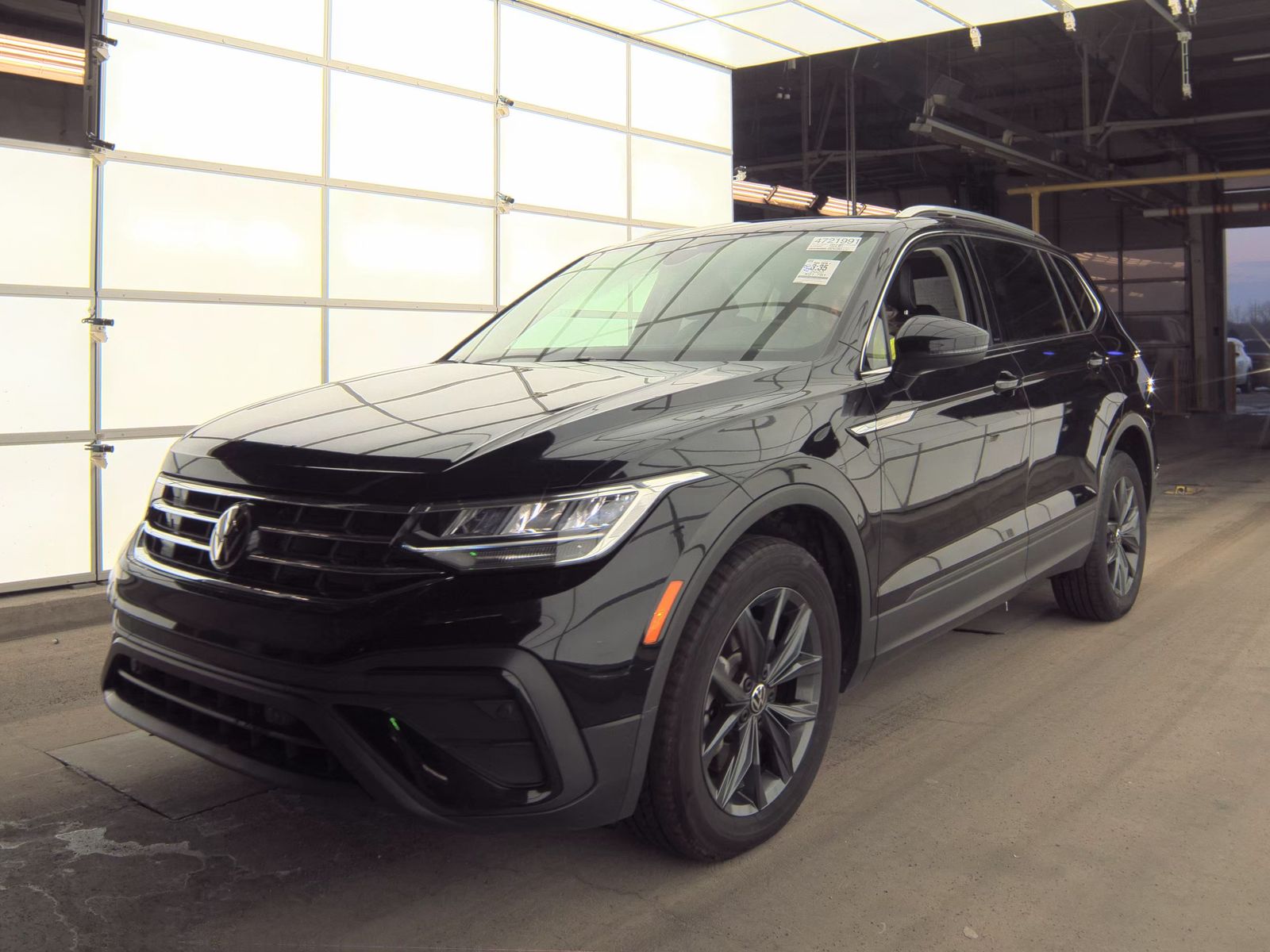 2022 Volkswagen Tiguan 2.0T SE AWD