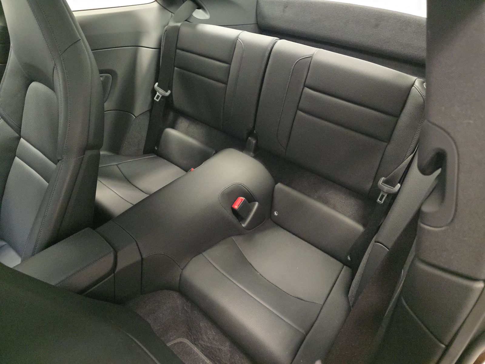 2022 Porsche 911 Carrera RWD