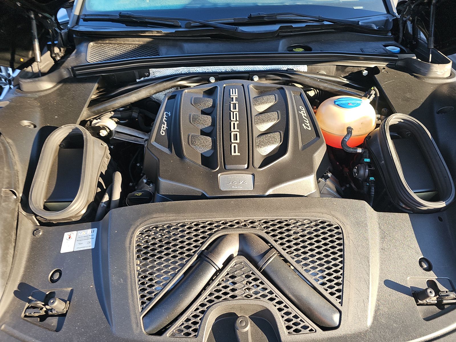 2016 Porsche Macan Turbo AWD