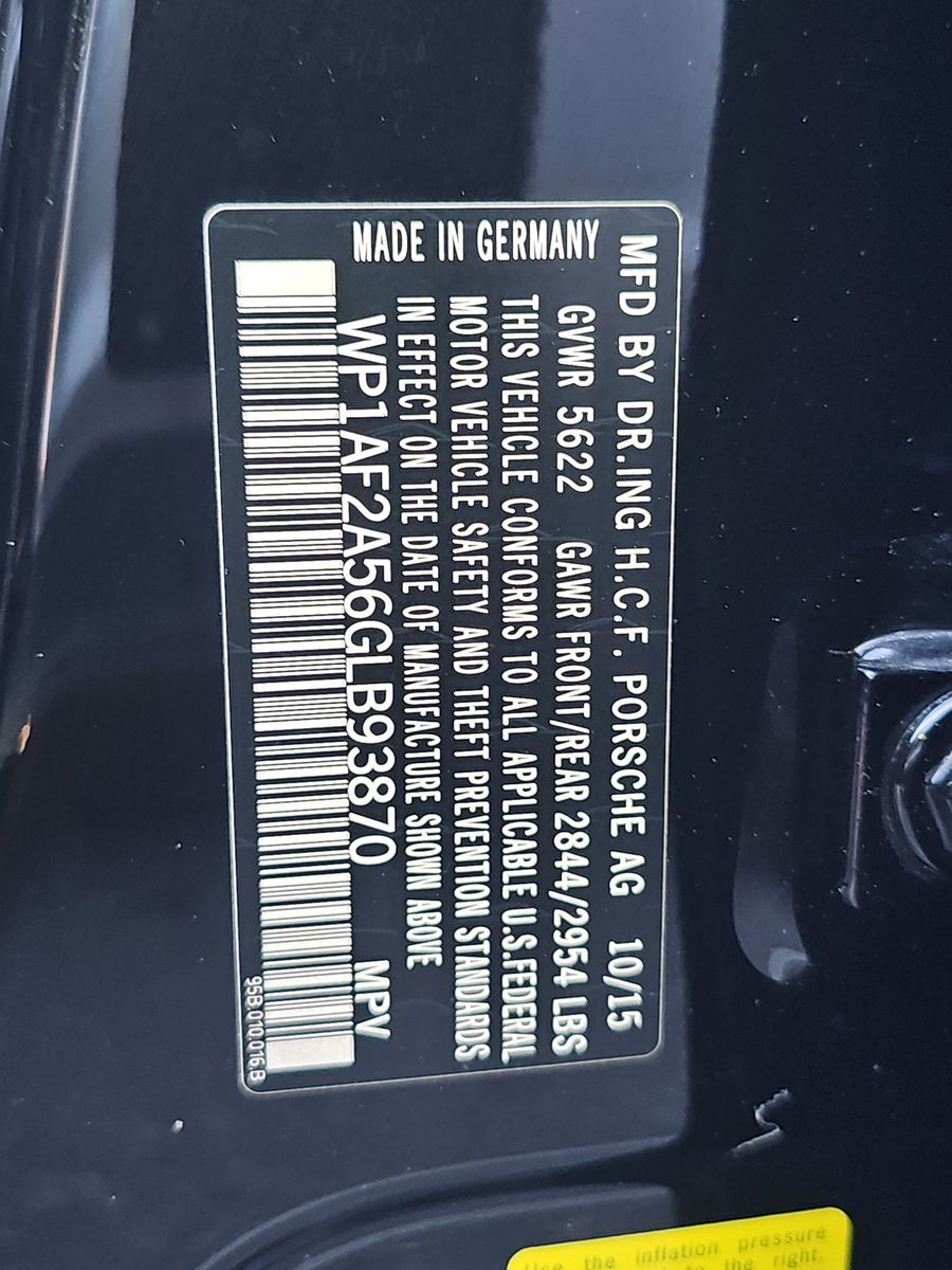 2016 Porsche Macan Turbo AWD