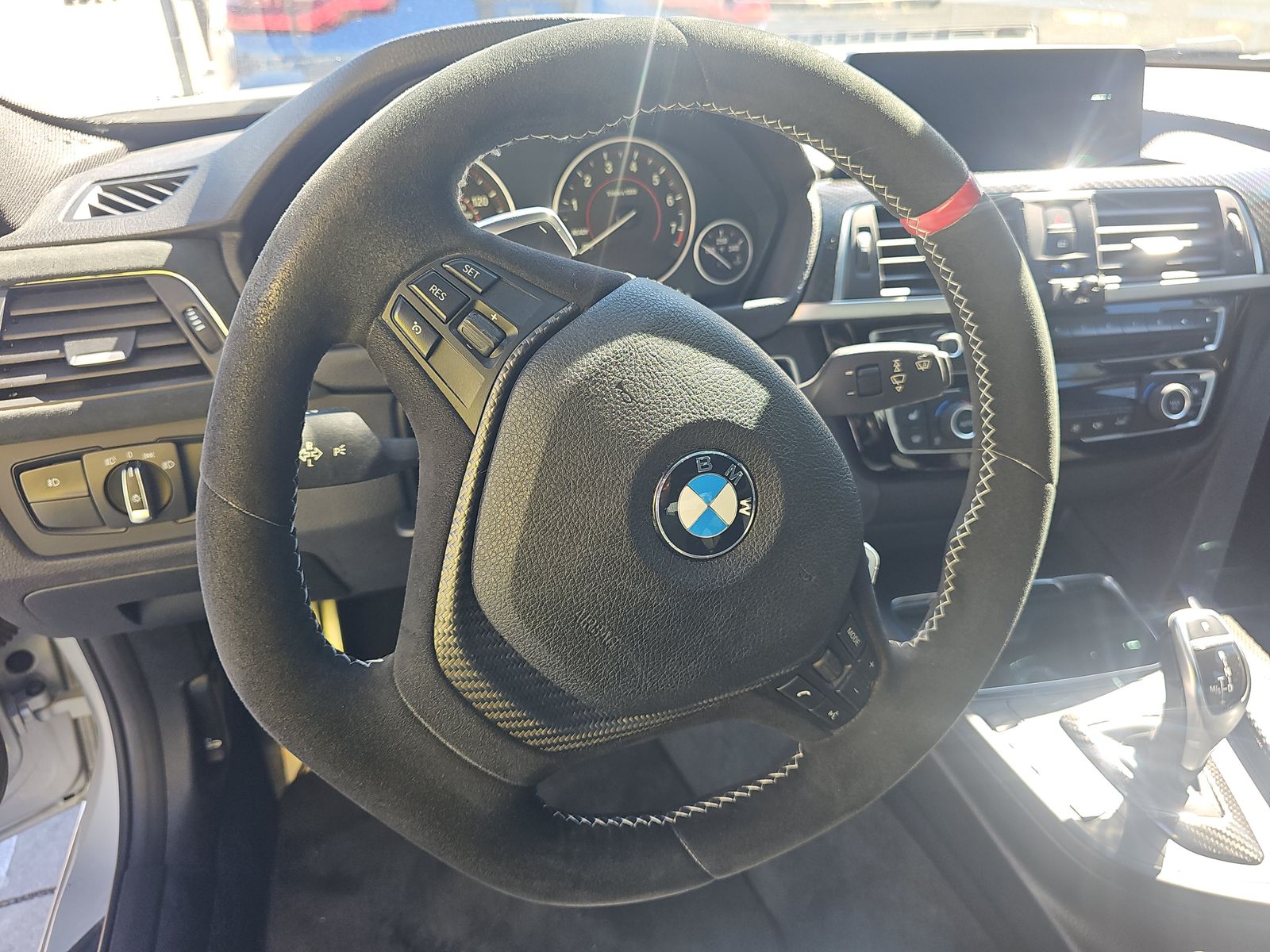 BMW 3 Series Sedan 340i SPORT LINE снимка BMW 3 Series Sedan 340i SPORT LINE