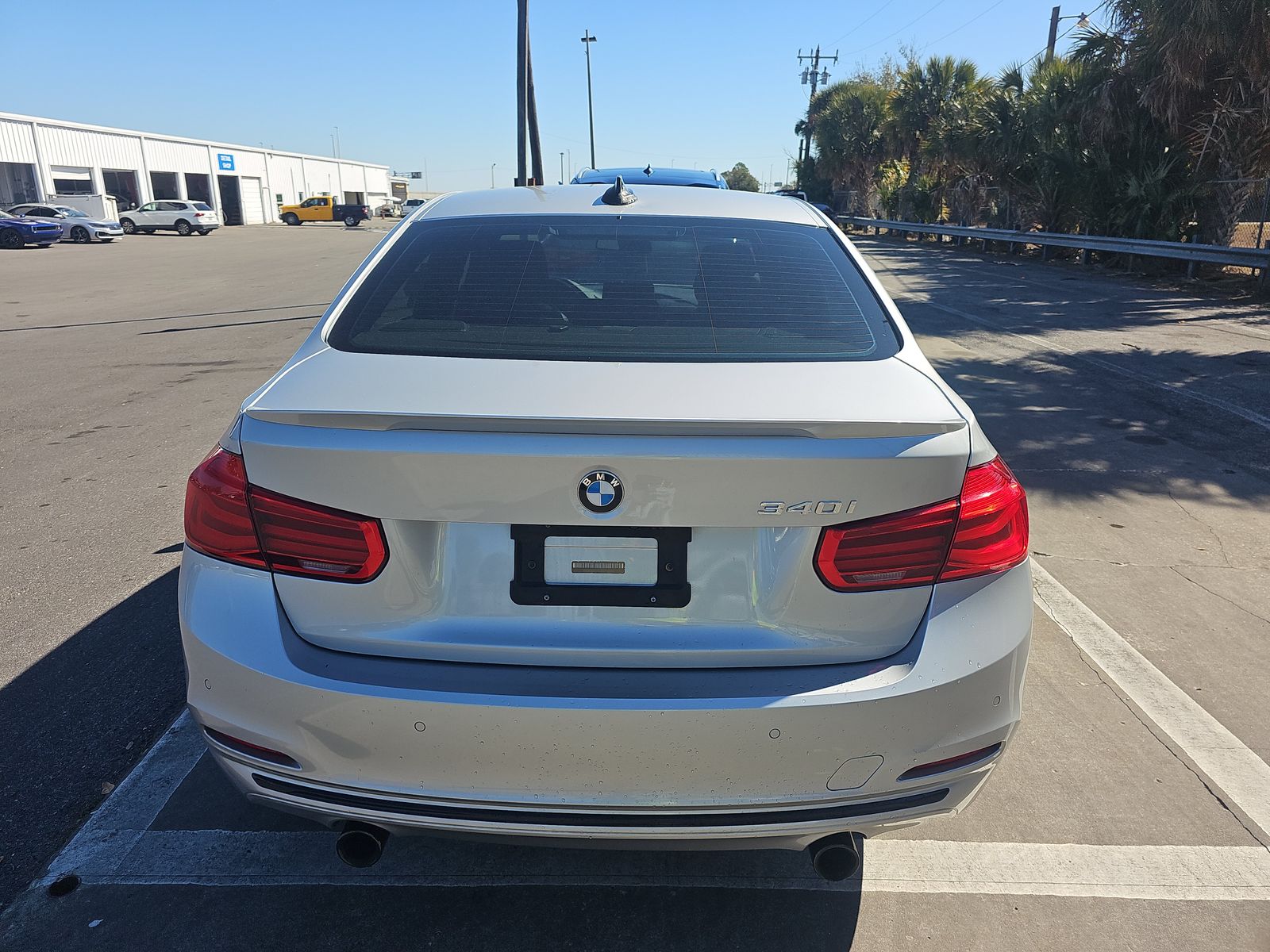 BMW 3 Series Sedan 340i SPORT LINE снимка BMW 3 Series Sedan 340i SPORT LINE