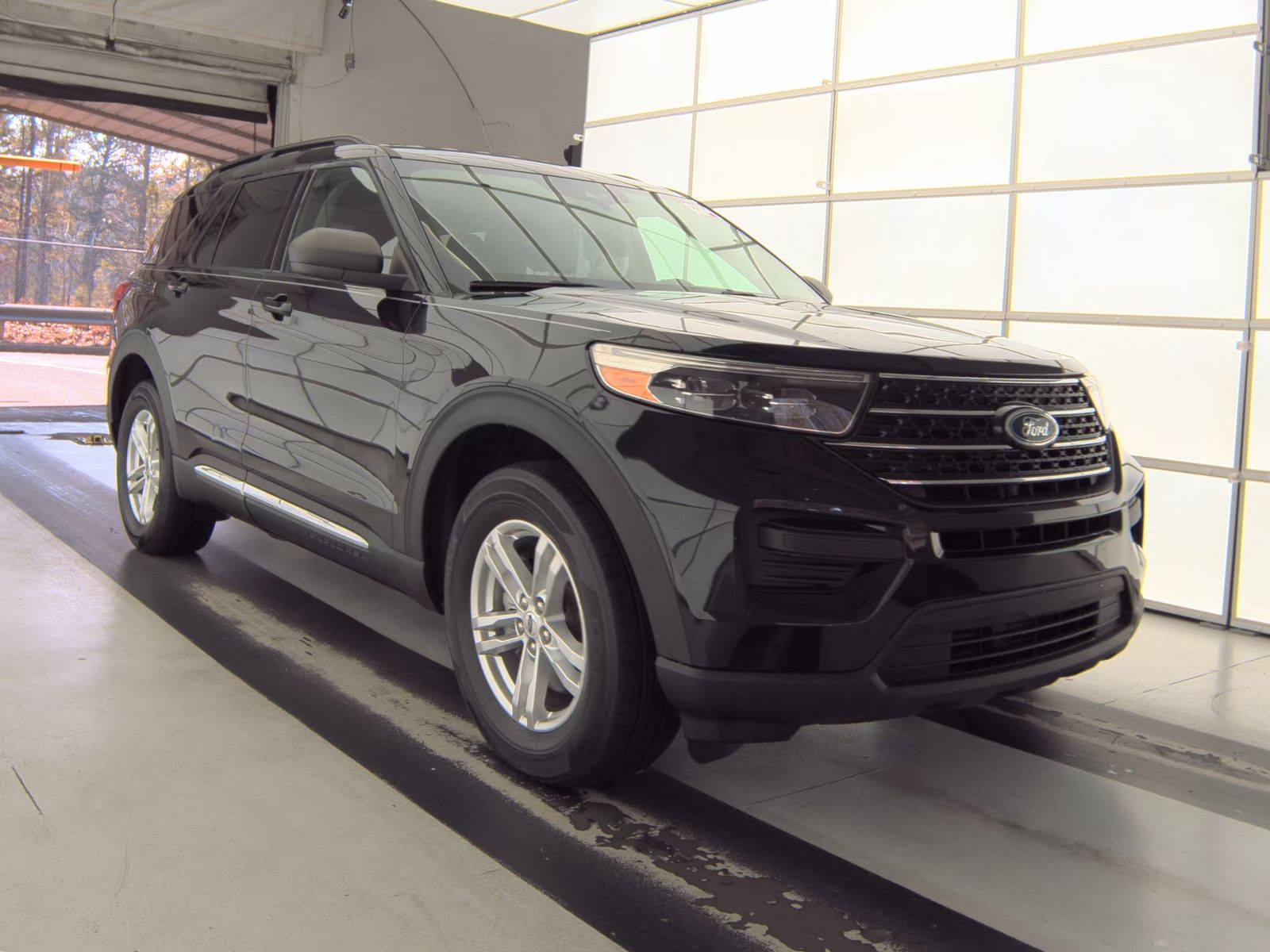 2020 Ford Explorer XLT AWD