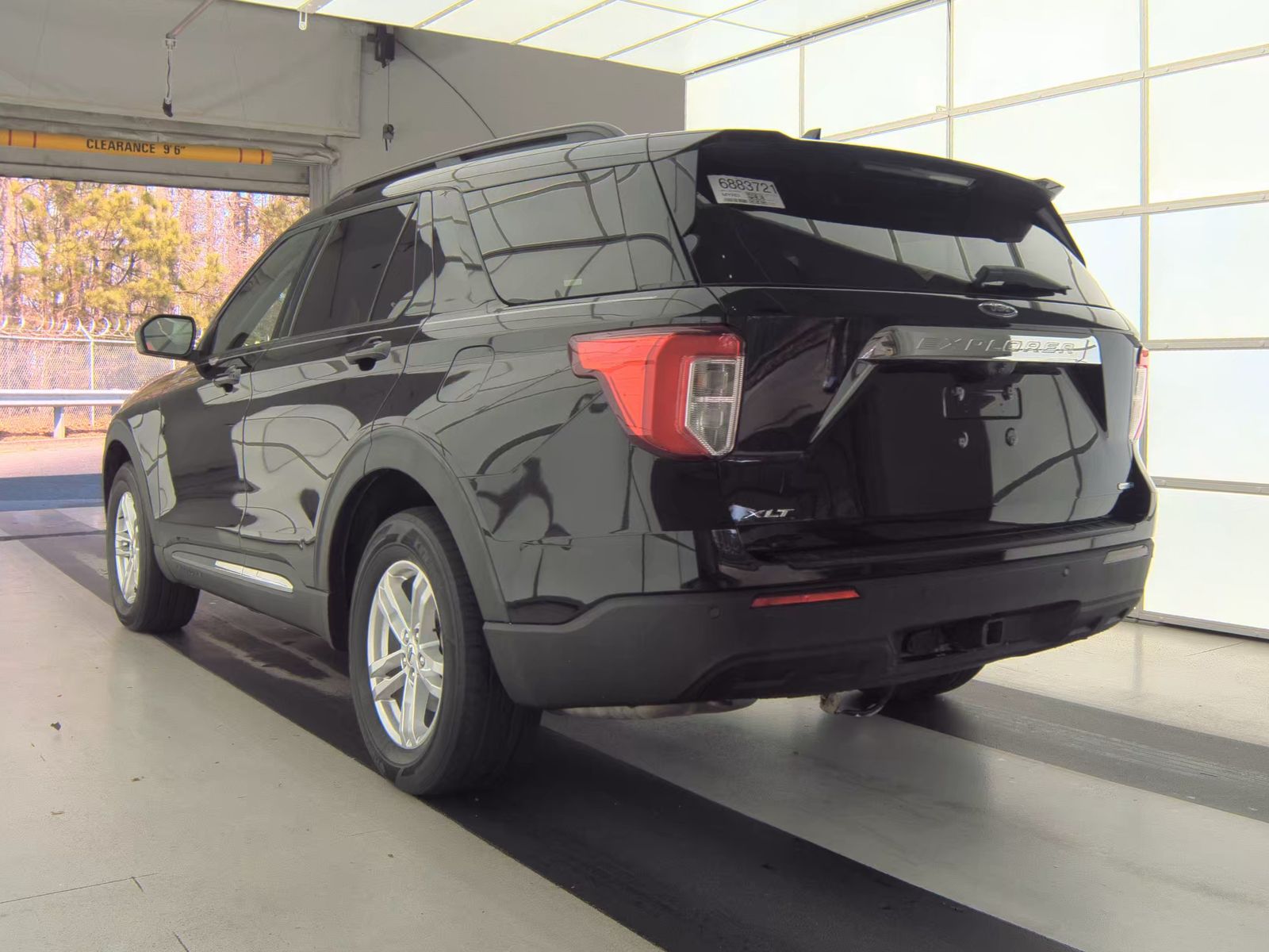 2020 Ford Explorer XLT AWD