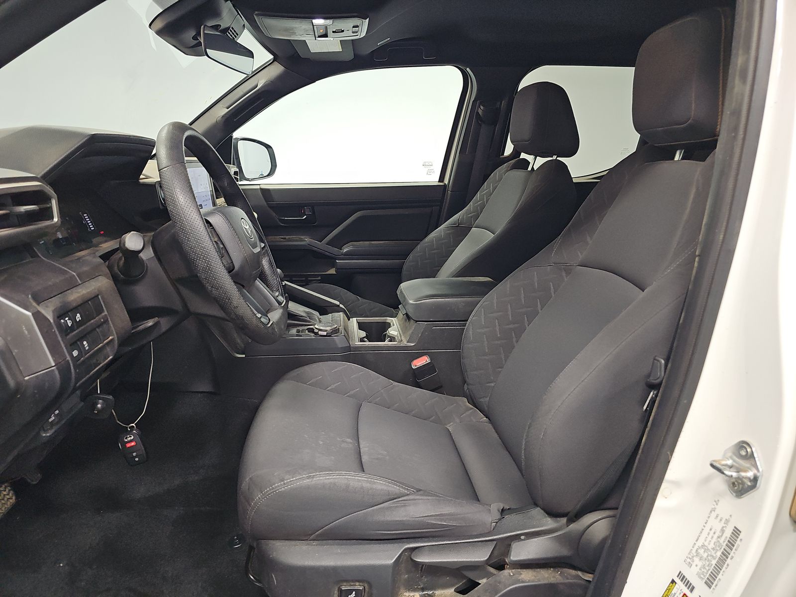 2024 Toyota Tacoma SR5 AWD