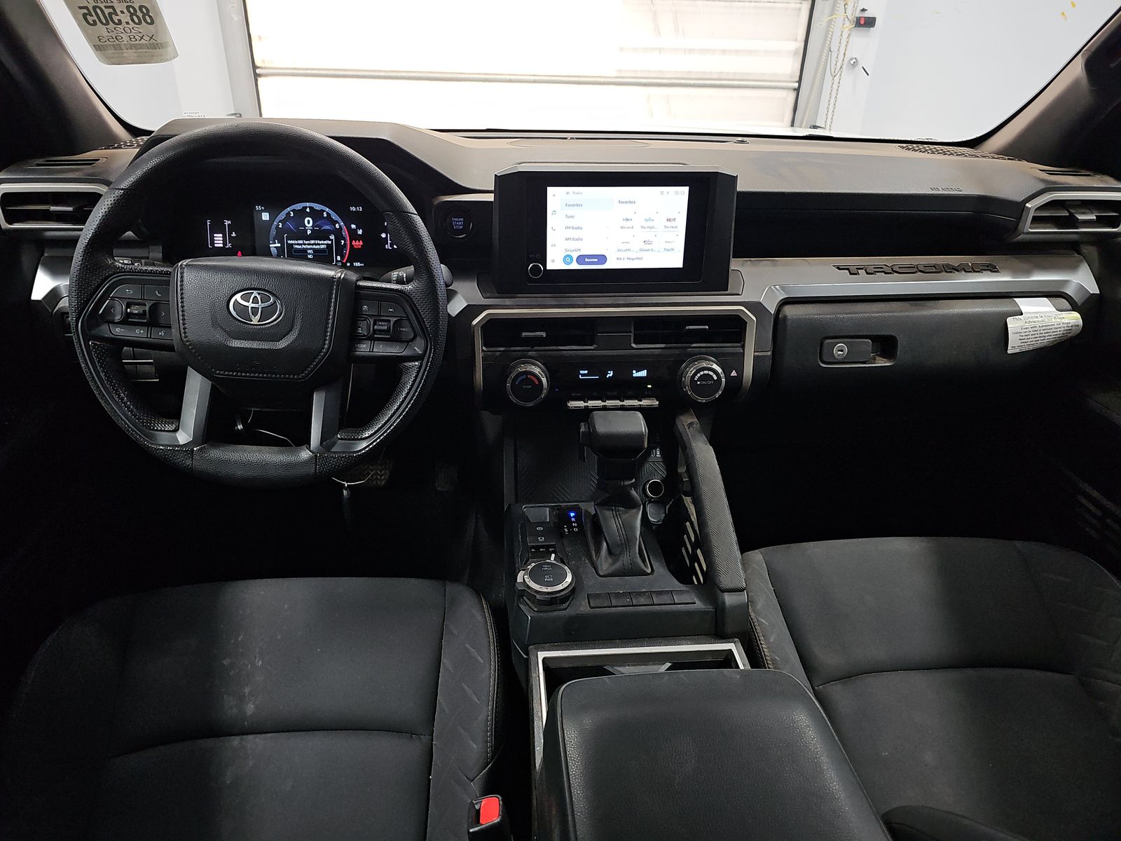 2024 Toyota Tacoma SR5 AWD