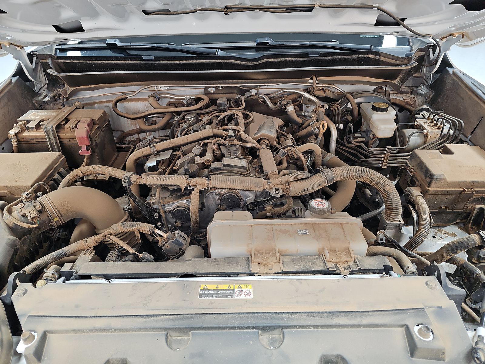 2024 Toyota Tacoma SR5 AWD