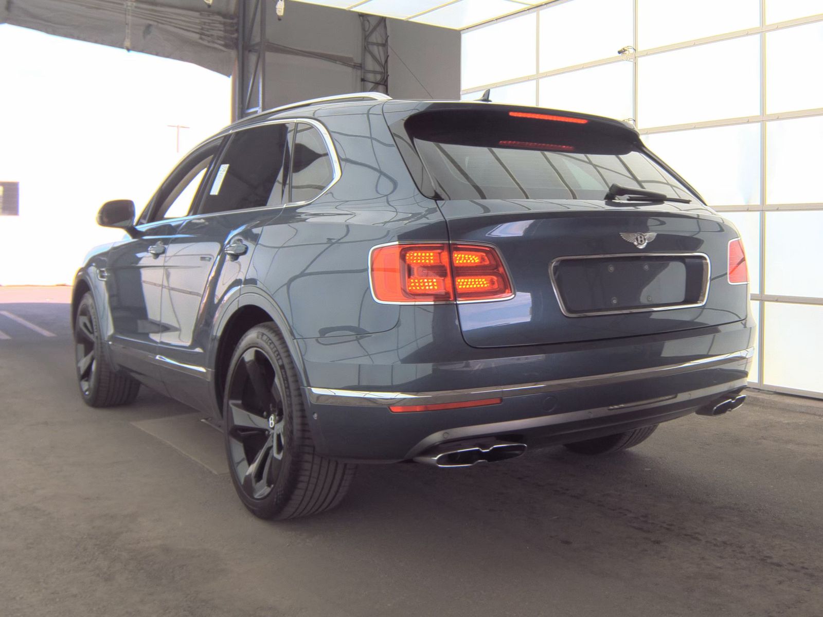 2019 Bentley Bentayga V8 AWD