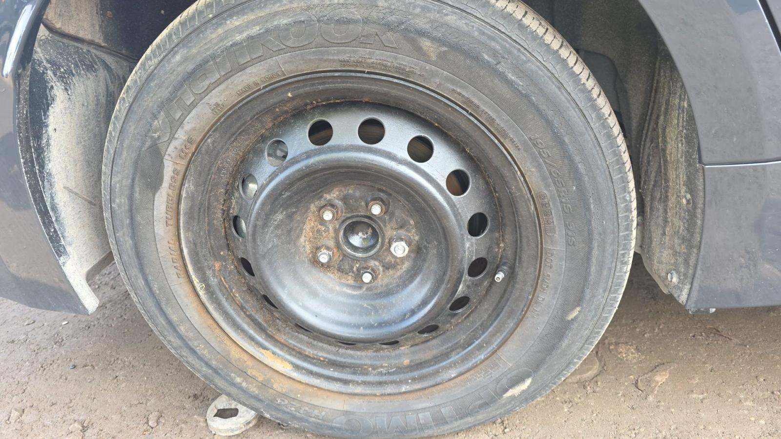 2025 Toyota Corolla SE FWD