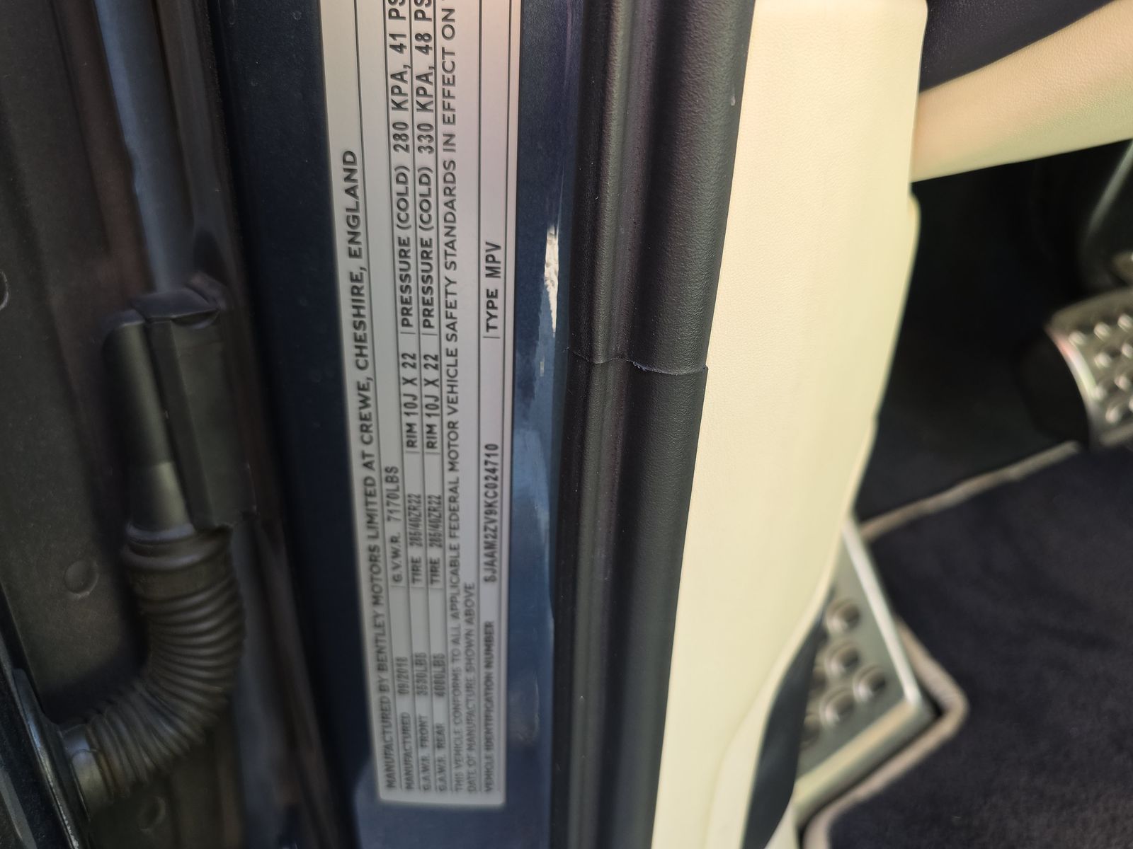 2019 Bentley Bentayga V8 AWD